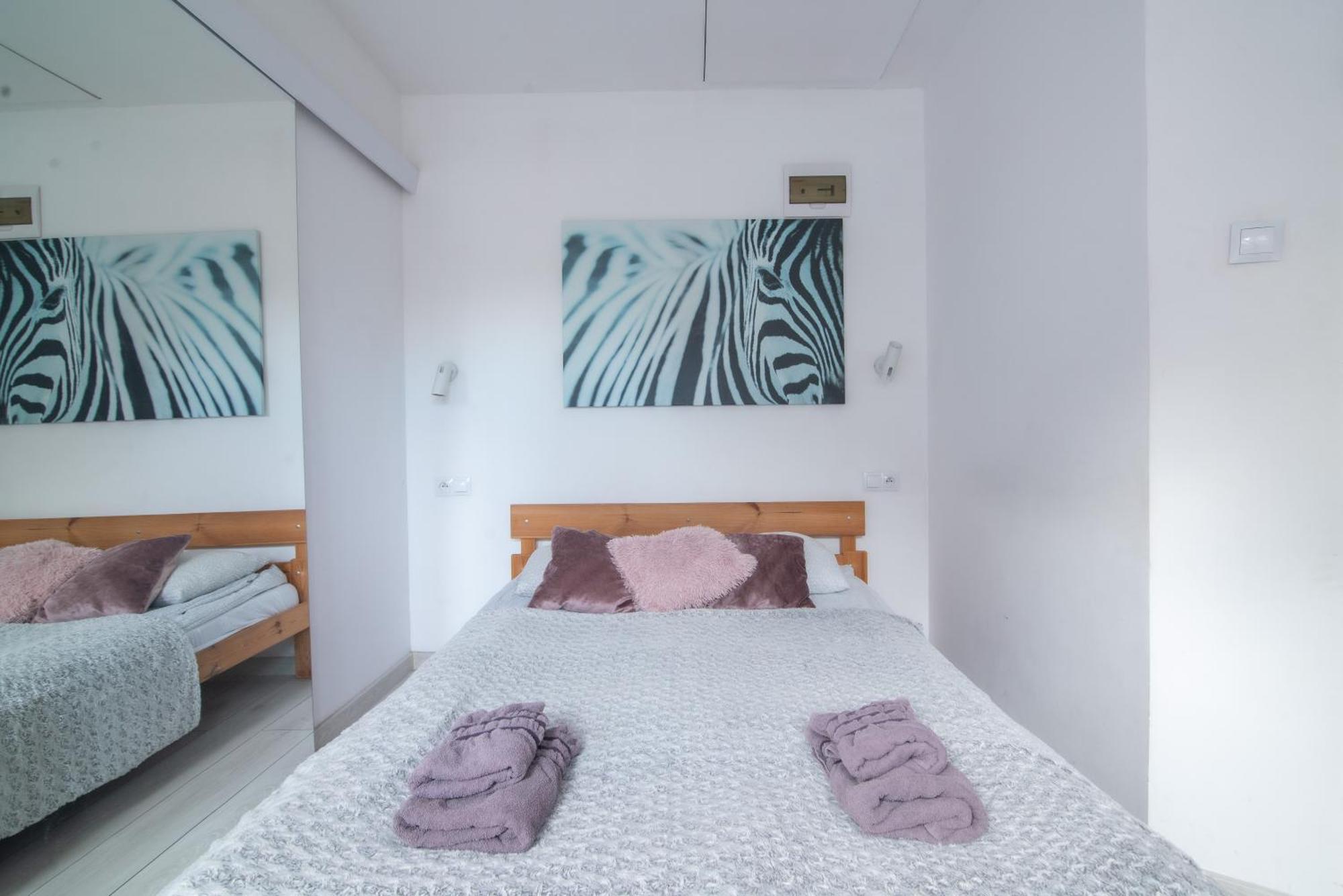 Apartment I I Z Lazienkami *