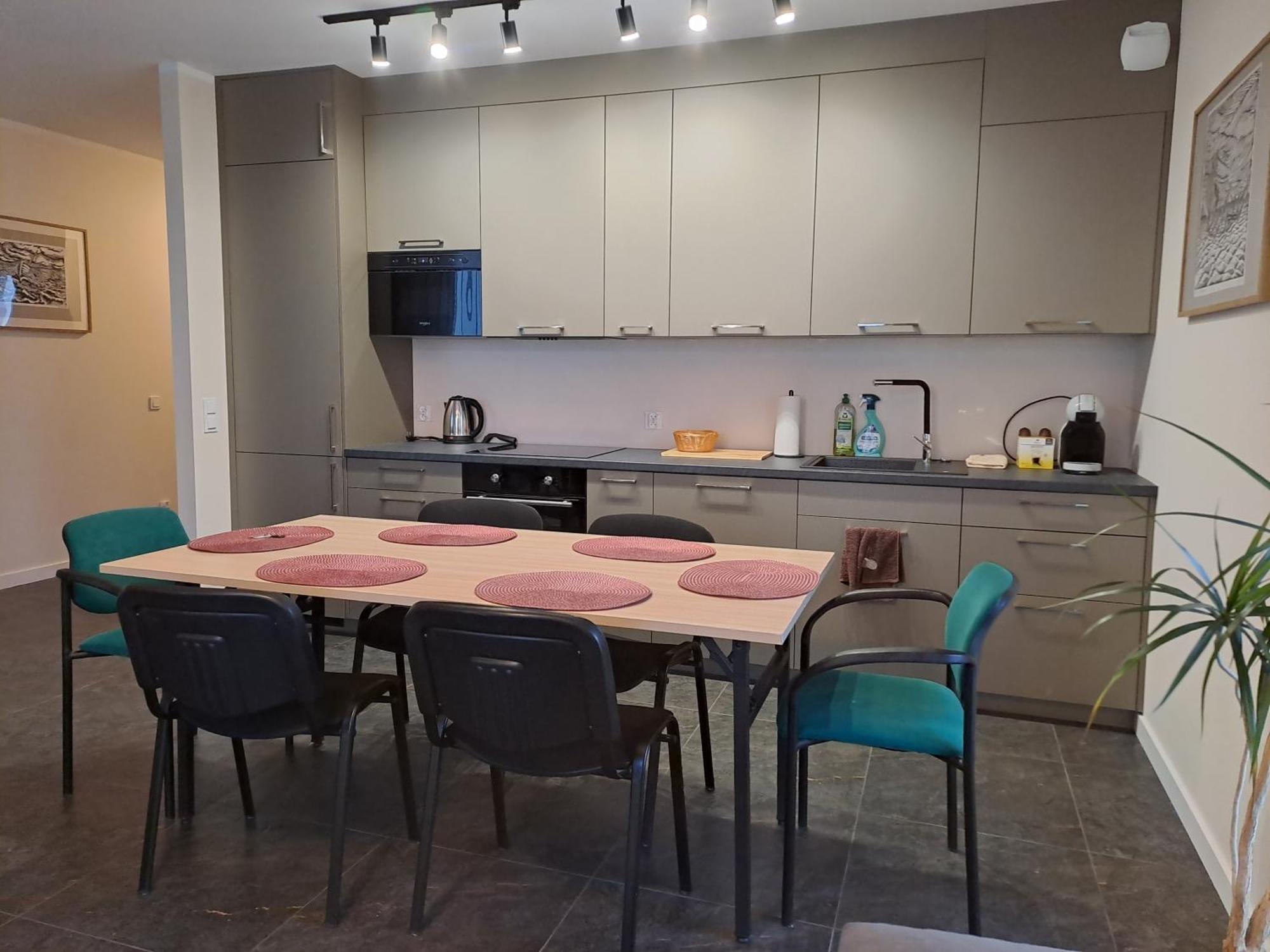 Apartment Komfortowy Apartament- 1 Salon, 3 Sypialnie, 2 Lazienki W Gdansku