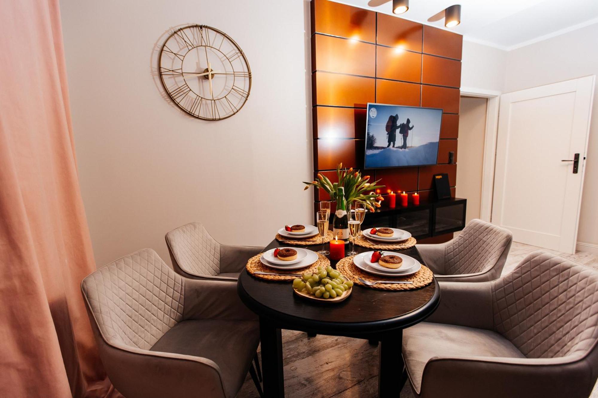Maya's Flats & 59 - Milosci Lägenhet Gdańsk