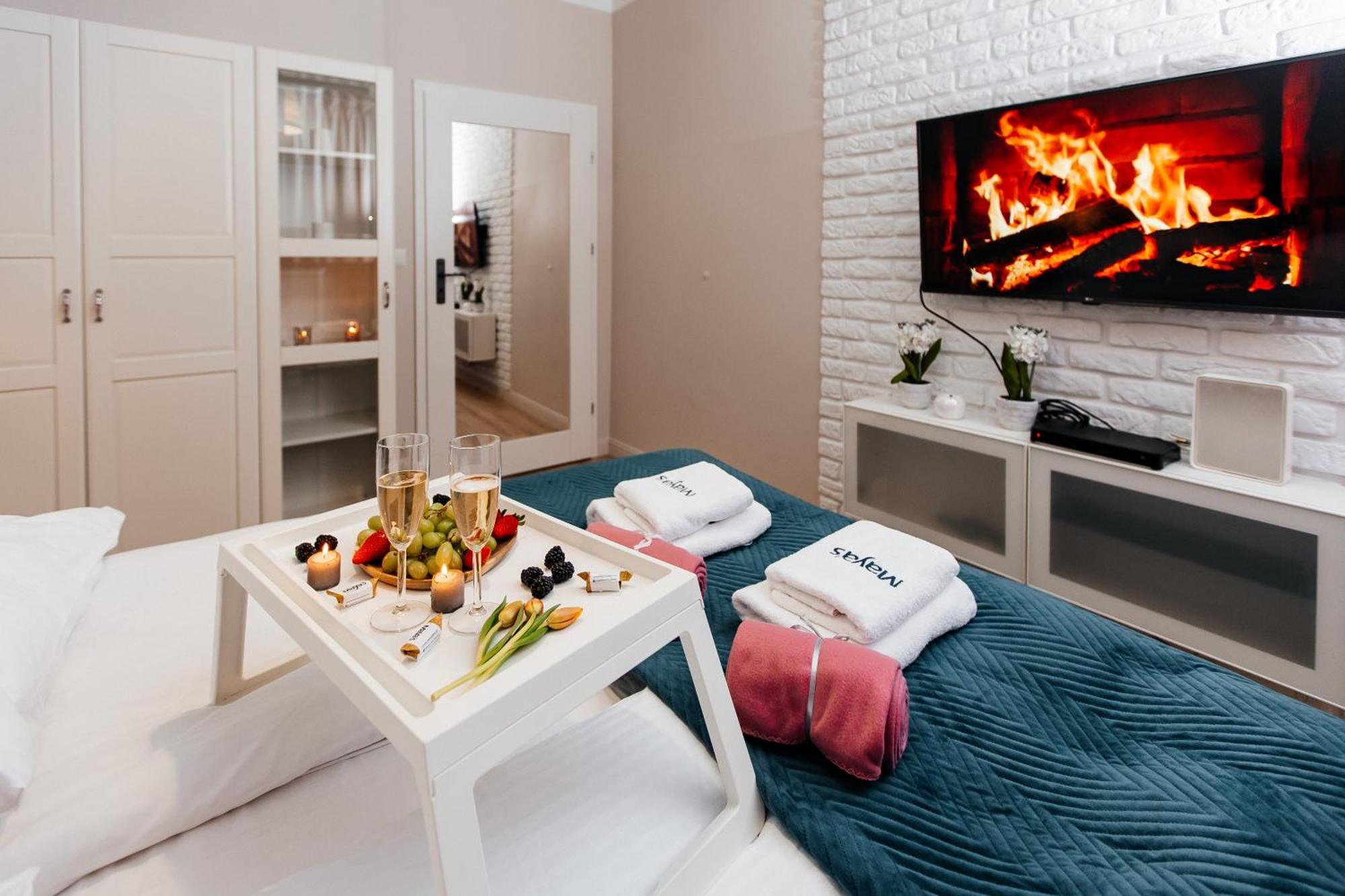 Maya's Flats & 59 - Milosci Lägenhet Gdańsk