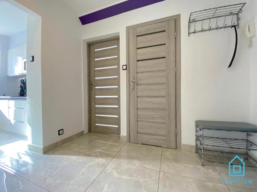 Violet - 10 Min To Old Town Gdansk,pkp & Shopping Mall Apartment Gdansk