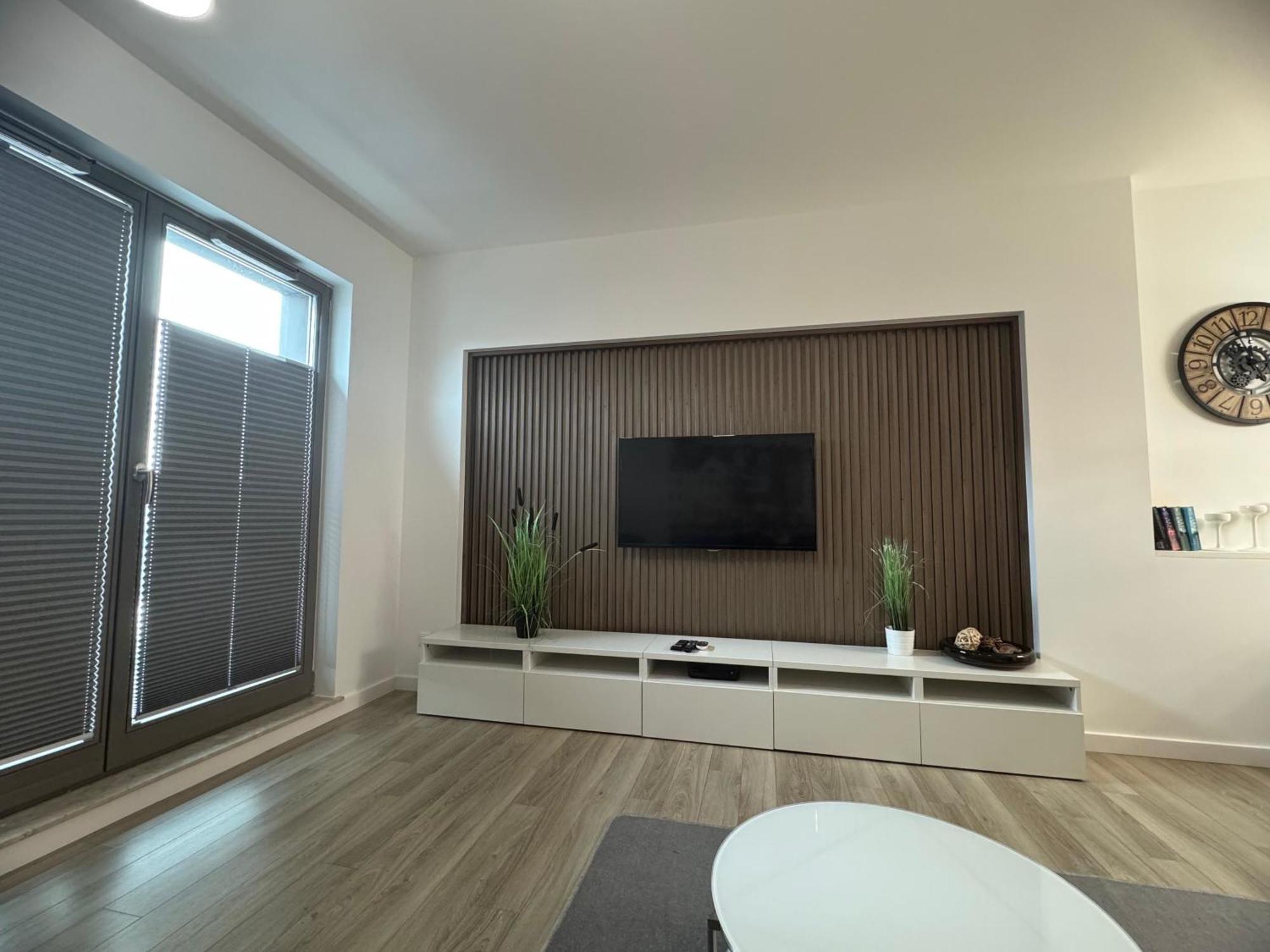 Leilighet Szafarnia Waterlane By Renters Prestige