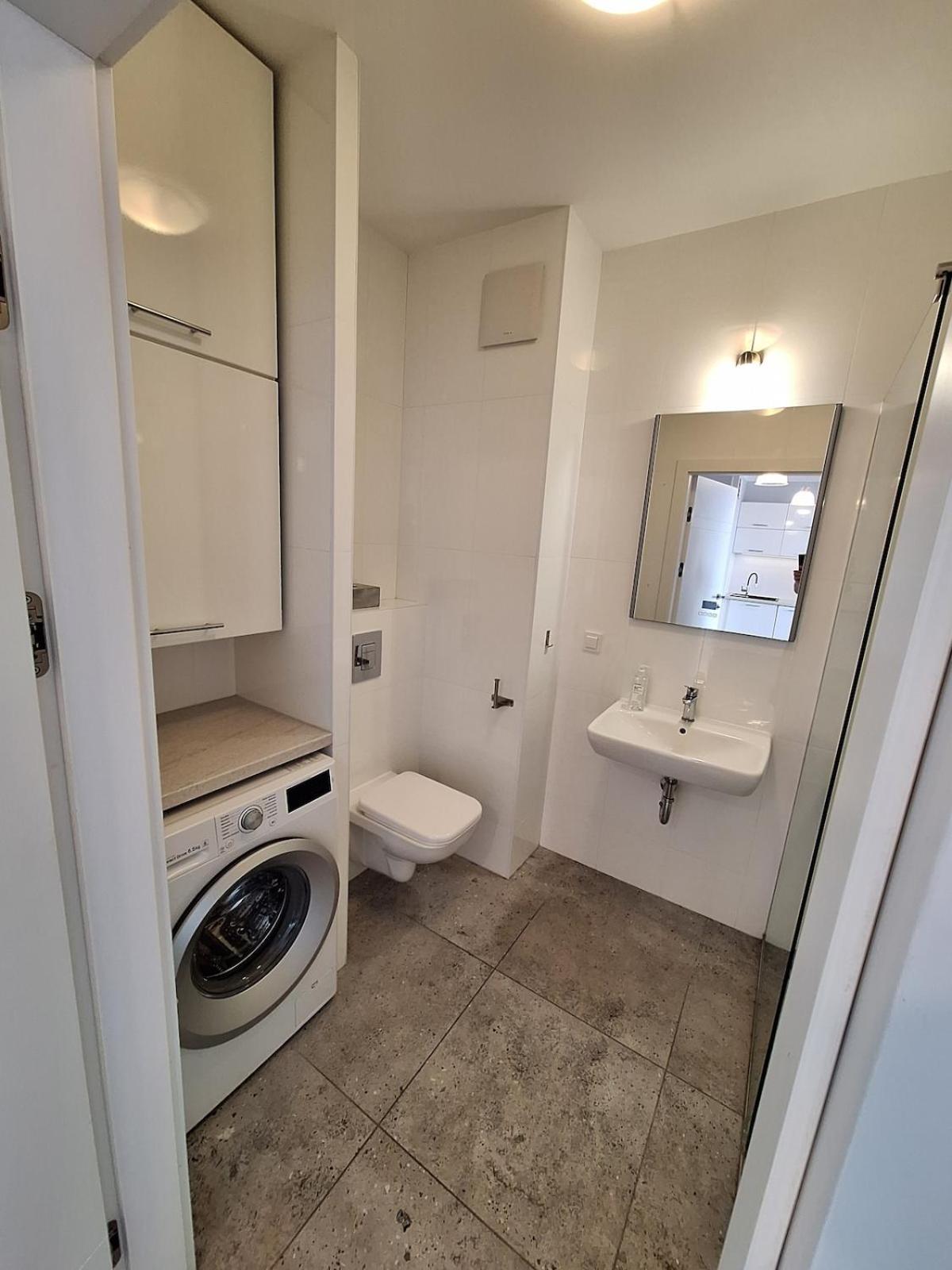 Apartment Vpietro *