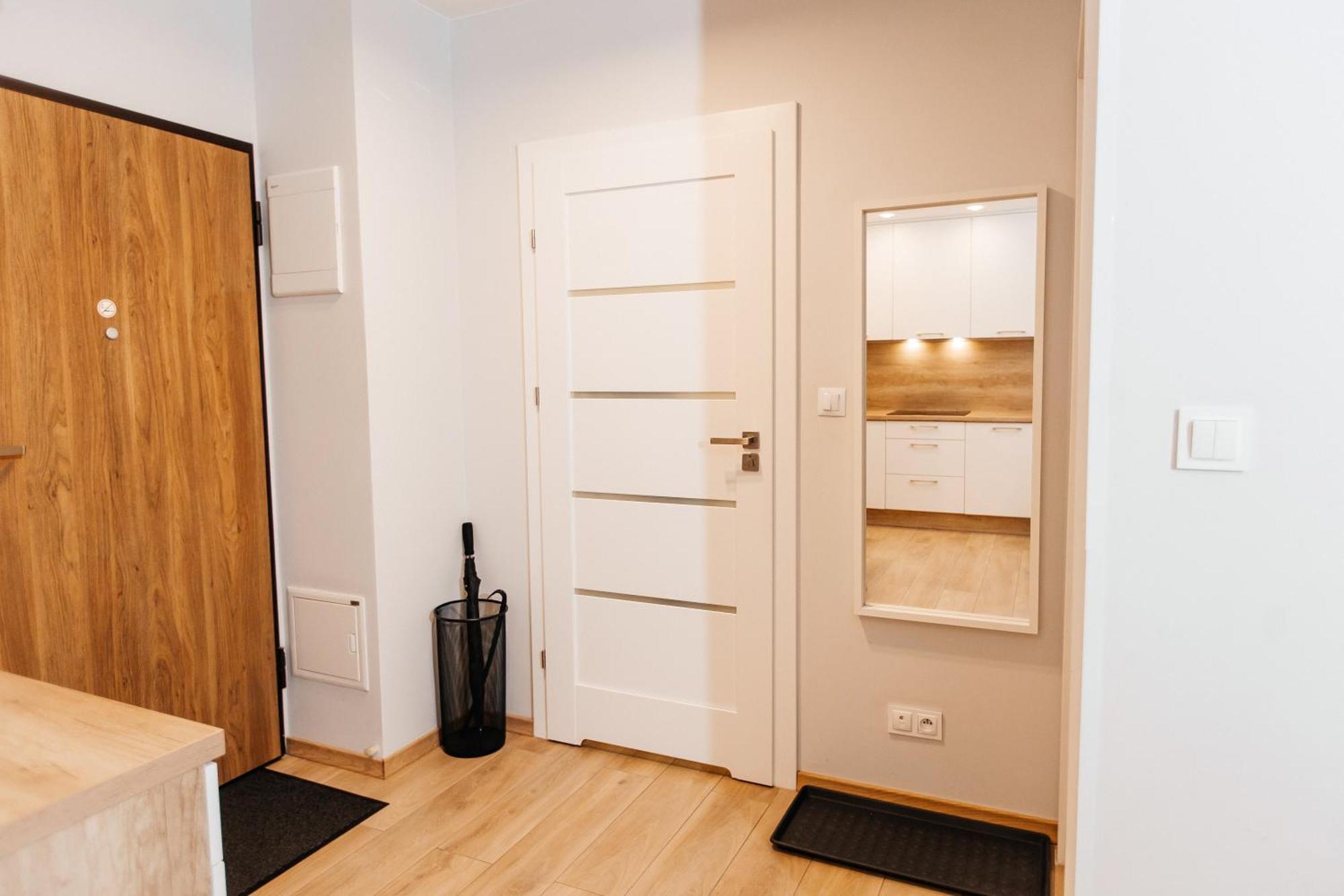 Maya's Flats & 42 - Swietej Barbary Apartment