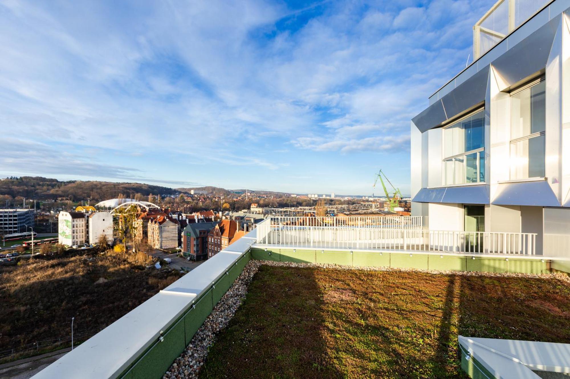 Stocznia Gdanska View Deluxe Apartment *