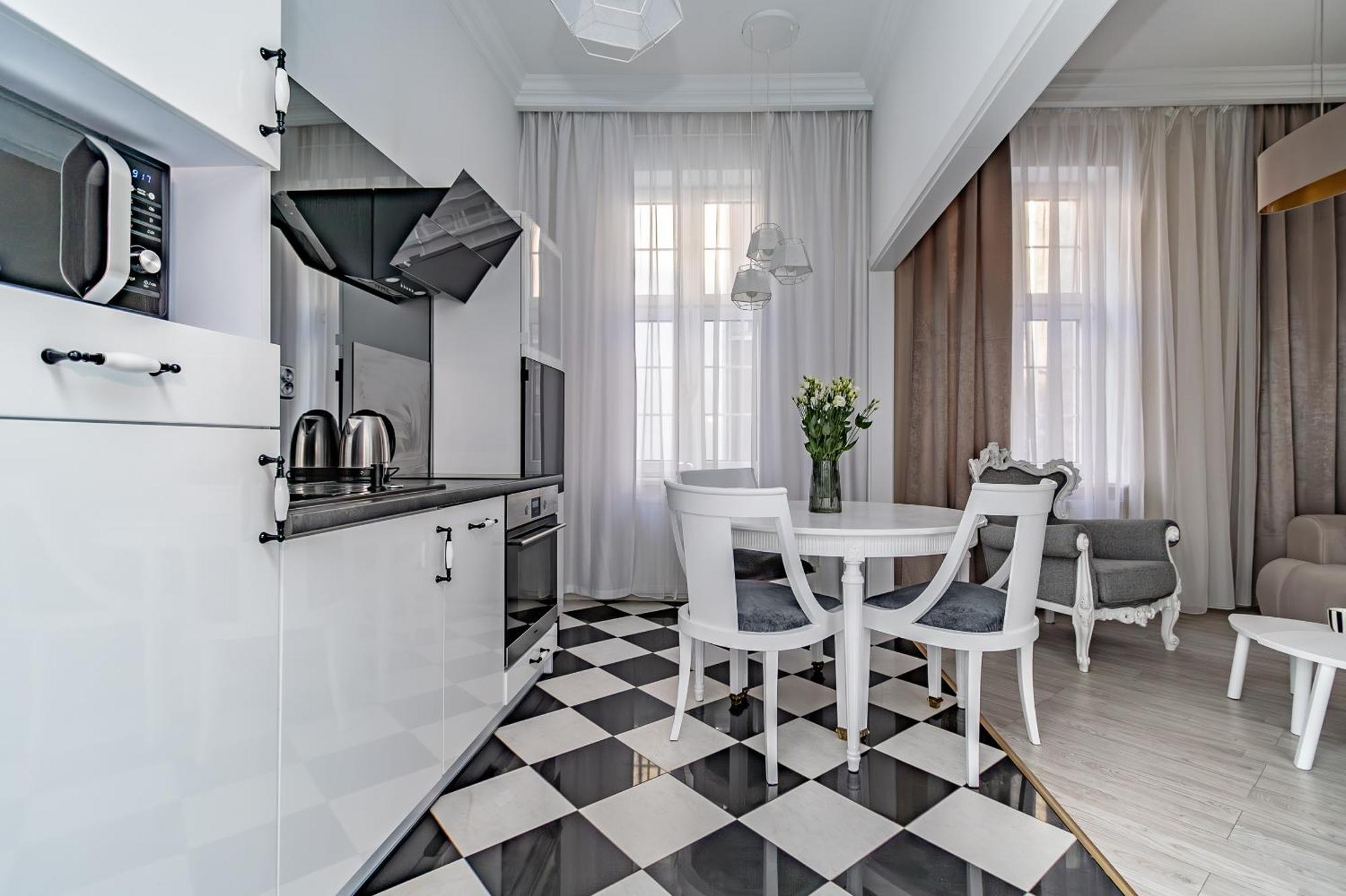 Glow - Dubaj Glamour, Ulica Dluga Old Town Apartment Gdansk