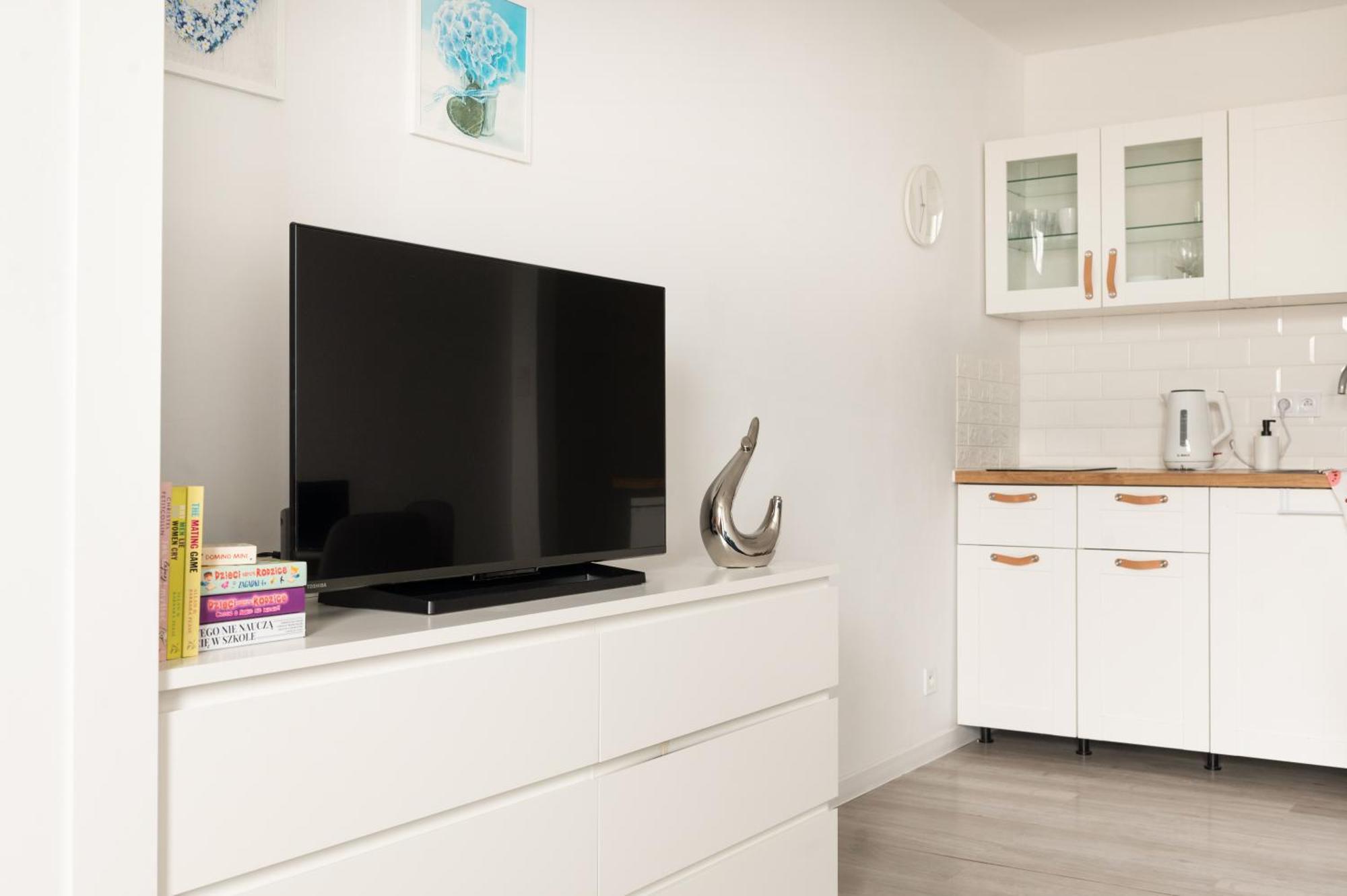 Apartment Initium - - Obroncow Wybrzeza 6d Gdansk
