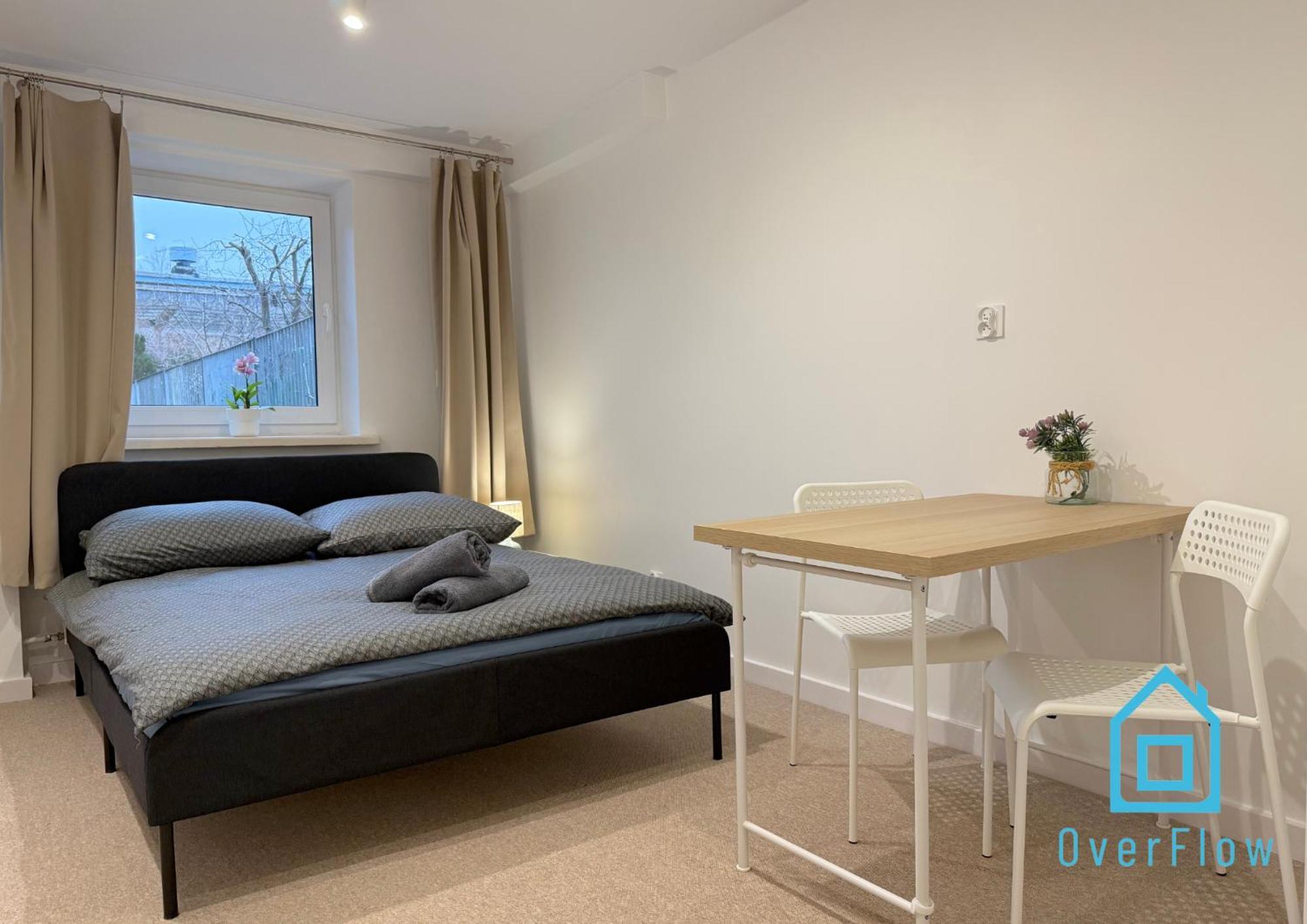 Coral - 1 Km To Baltic Sea & 15 Minutes To Old Town Homestay *