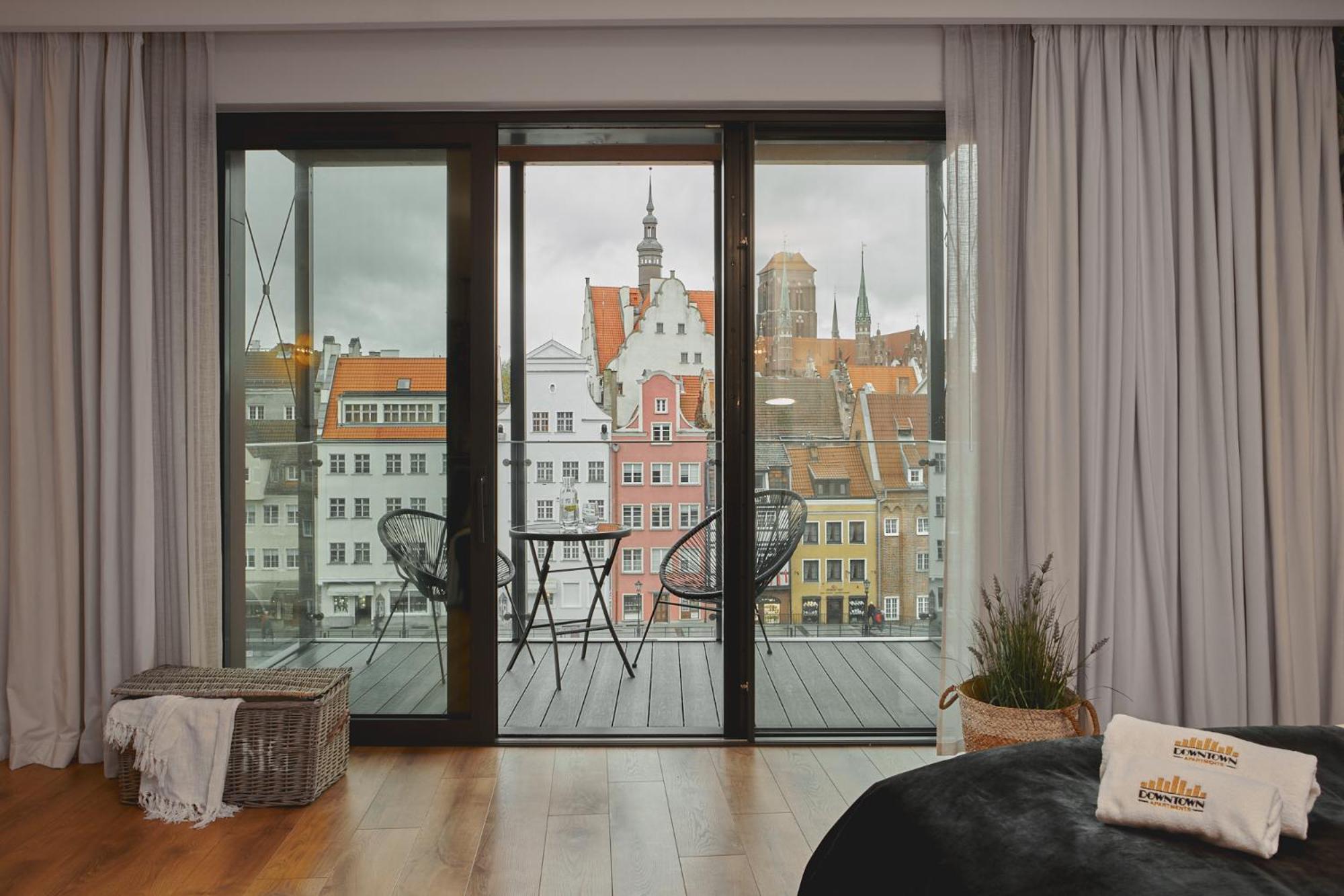 Deo Plaza Premium Suites, Riverside & Radisson By Downtown Leilighet *
