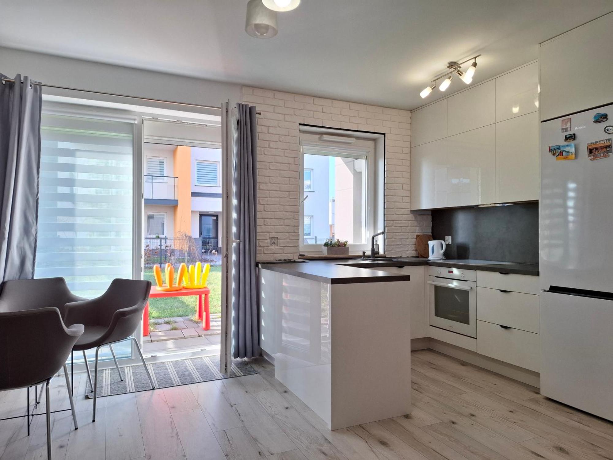 Apartment Mieszkanie 2 Pokojowe Z Ogrodkiem Miejsce Postojowe Na Zewnatrz Nr 126