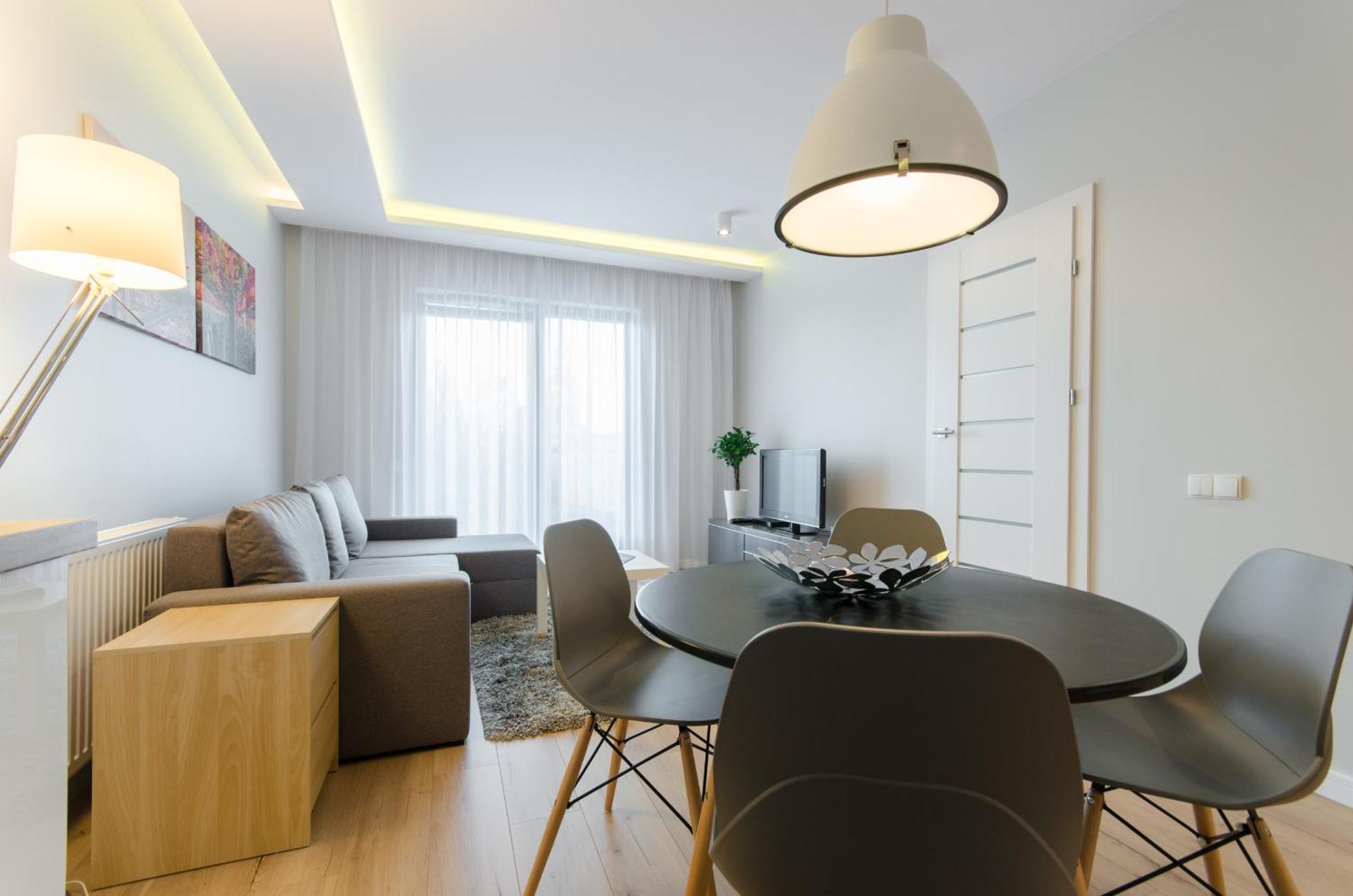 Căn hộ Modern Dom & House In With Pool And Gym