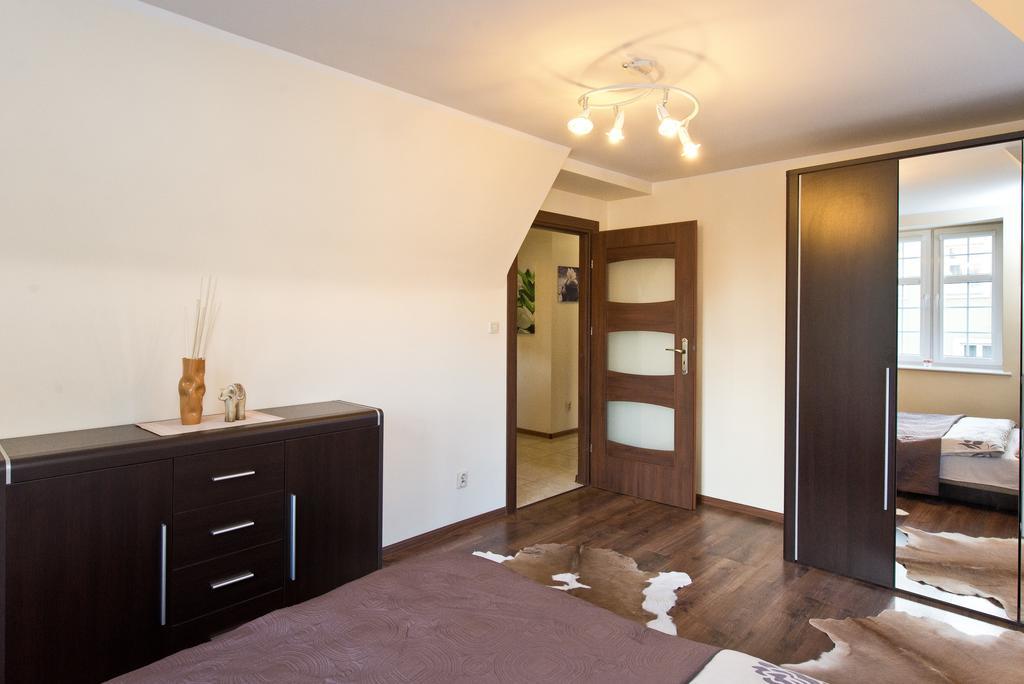 Gdanskie Apartamenty - Apartamenty Na Sw Ducha - Gdanskie Poddasza Z Jacuzzi I De Luxe Gdansk