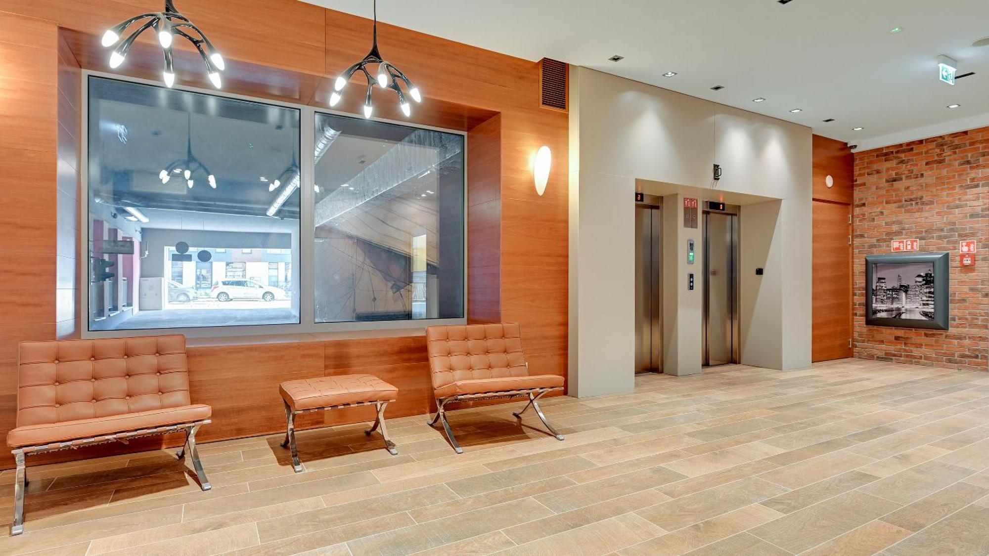 Comfortable With Access To The Gym Dom & House Apartment *