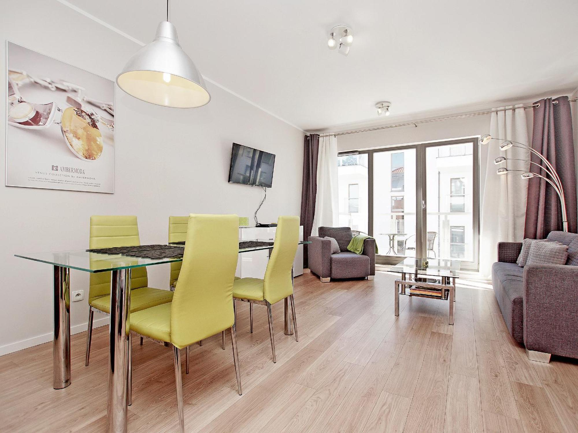 Apartment Economy Dom & House By The River In With Pool, Sauna And Gym *