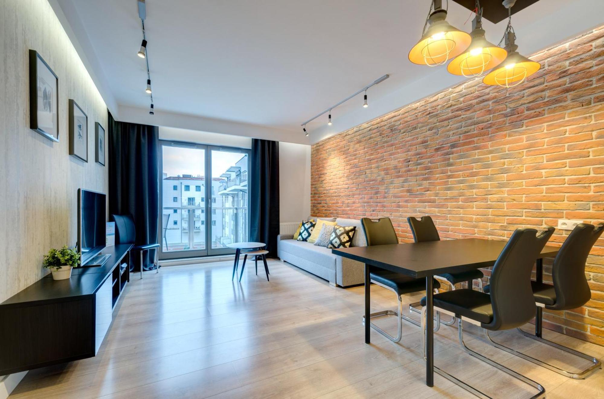 Economy Dom & House By The River In With Pool, Sauna And Gym Apartment *