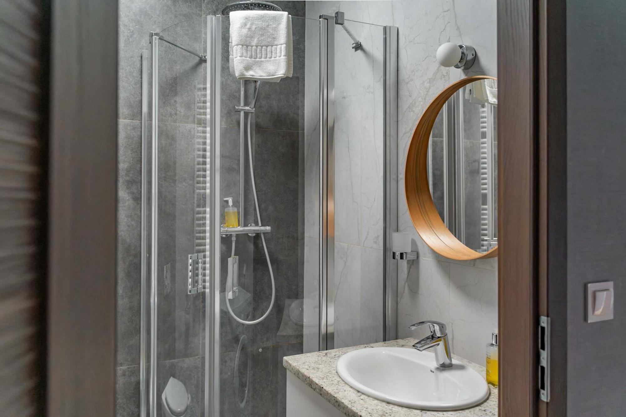 Browar Hevelius Tasteful In By Dom & House