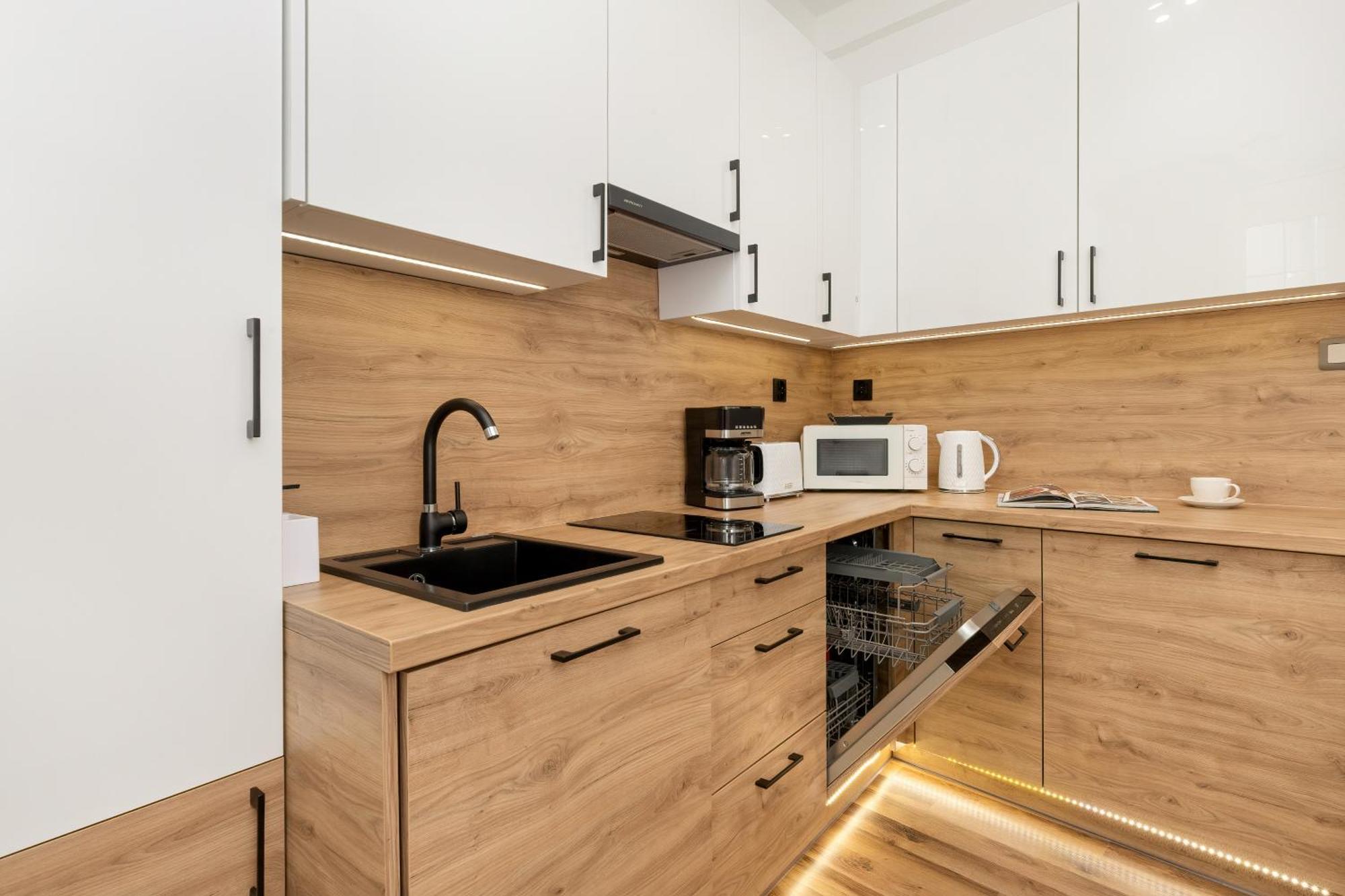 Cosy In Center By Renters Apartment *