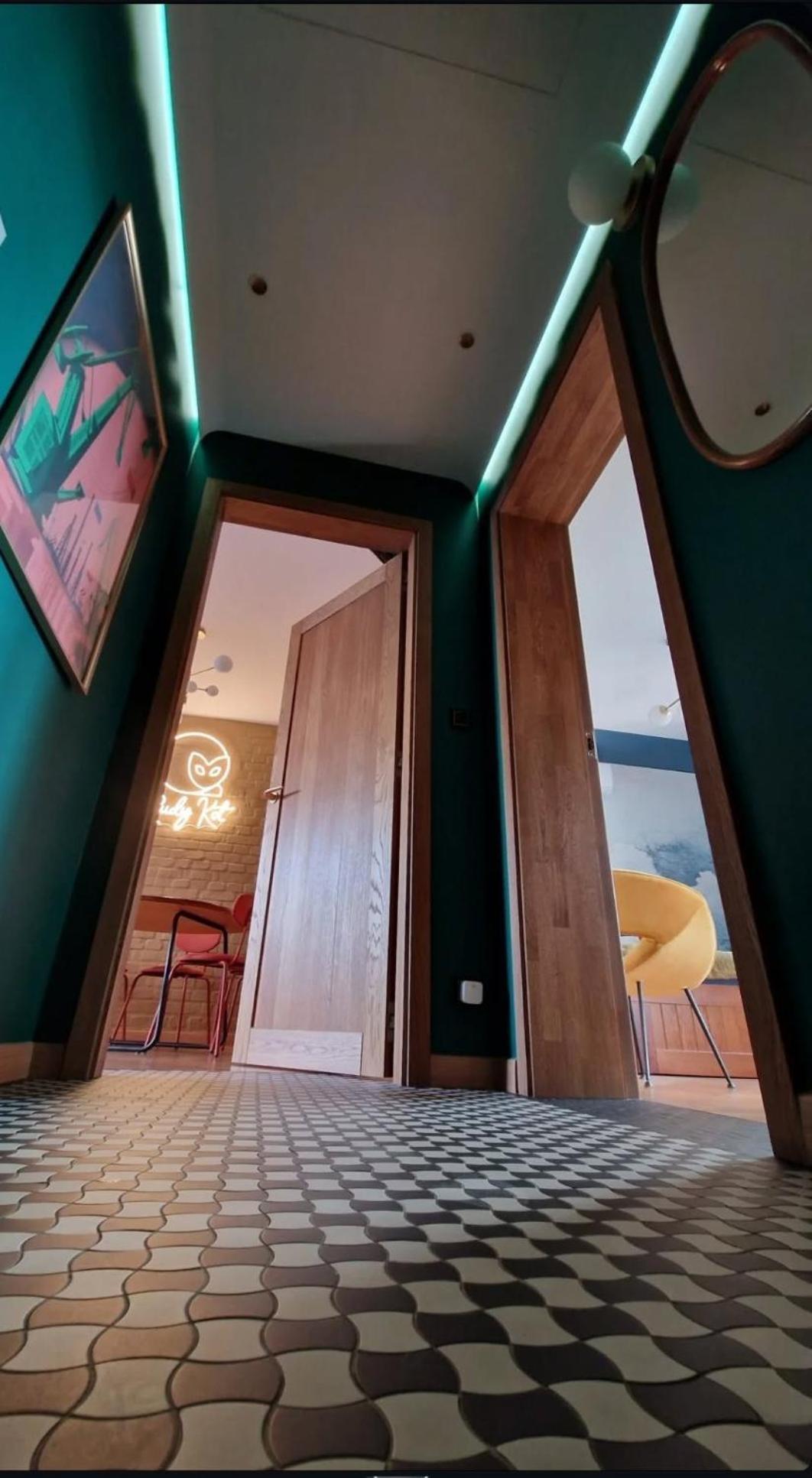 Rudy Kot Apartment *