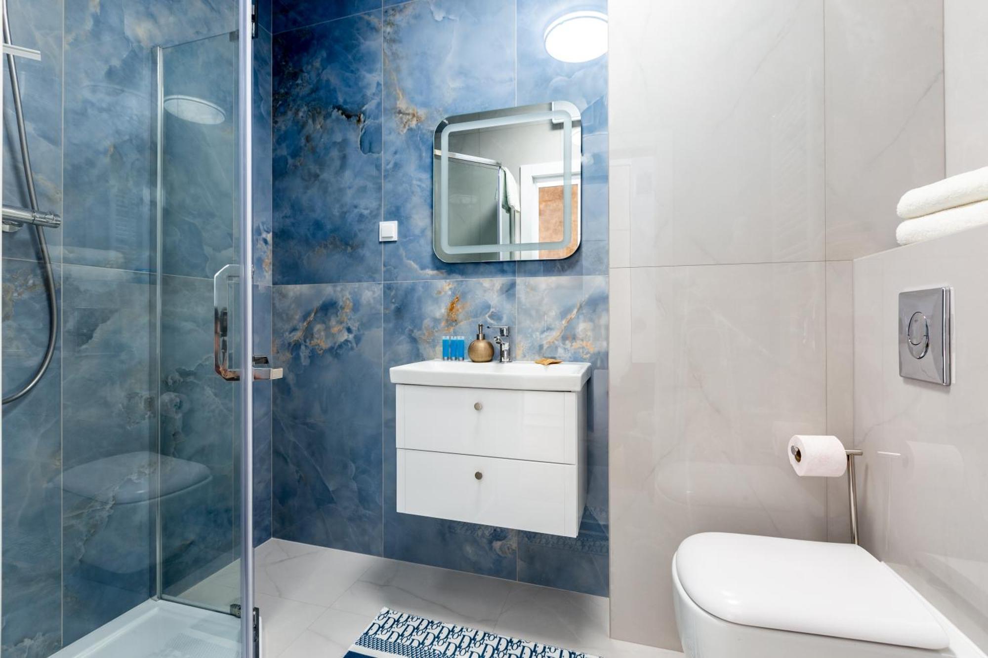Mostek Sapphire Navy