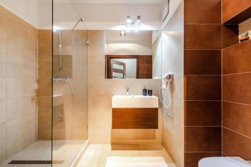 Lägenhet Urbannestgroup Szafarnia 7 I 8 *