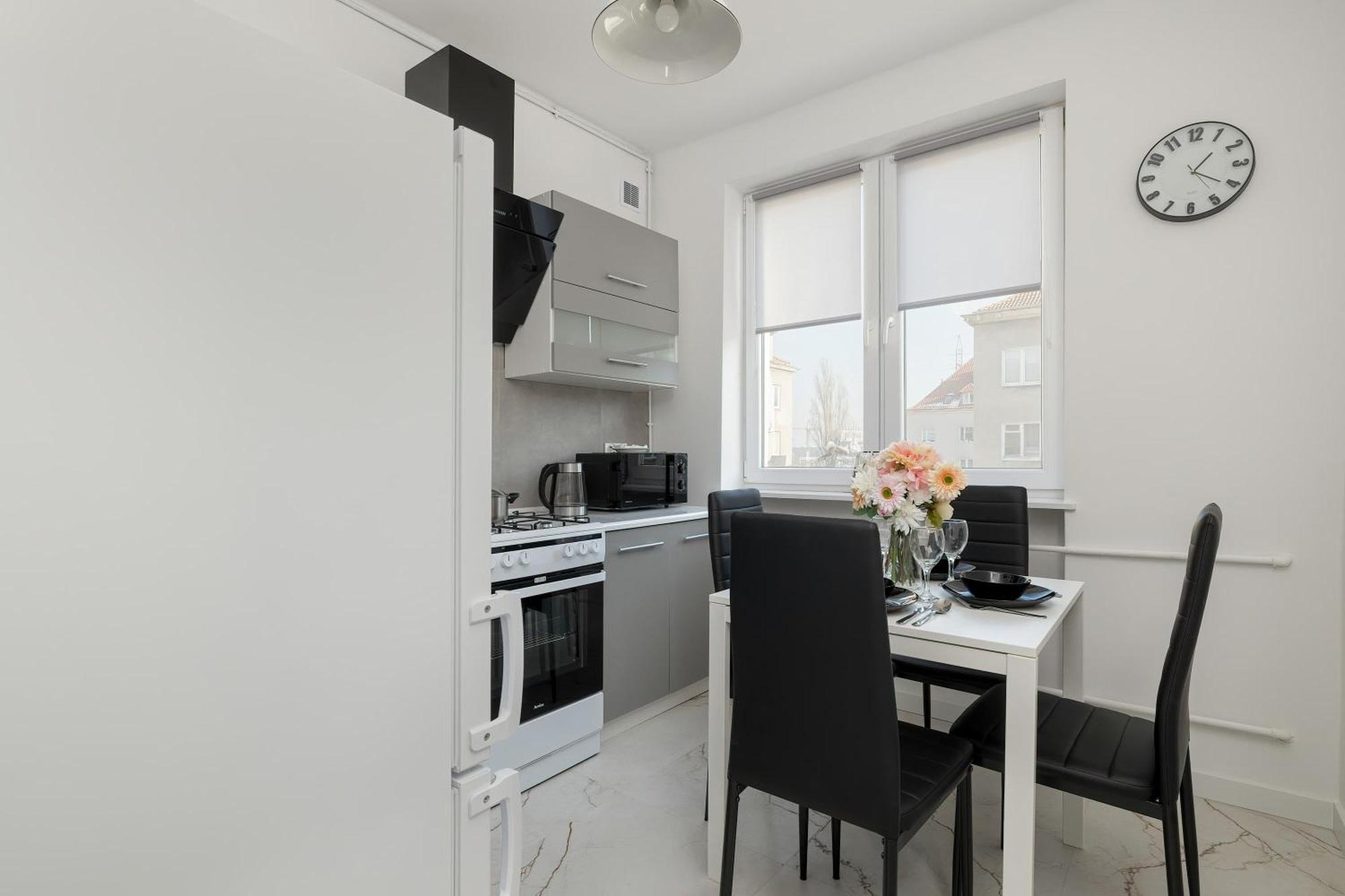Apartment Raclawicka Modern For 4 Guests By Renters Gdansk