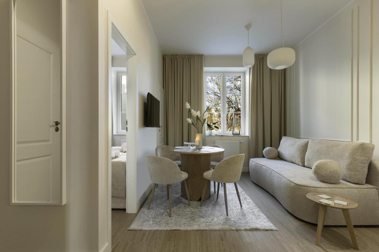 Elite Aura Old Town Apartment *