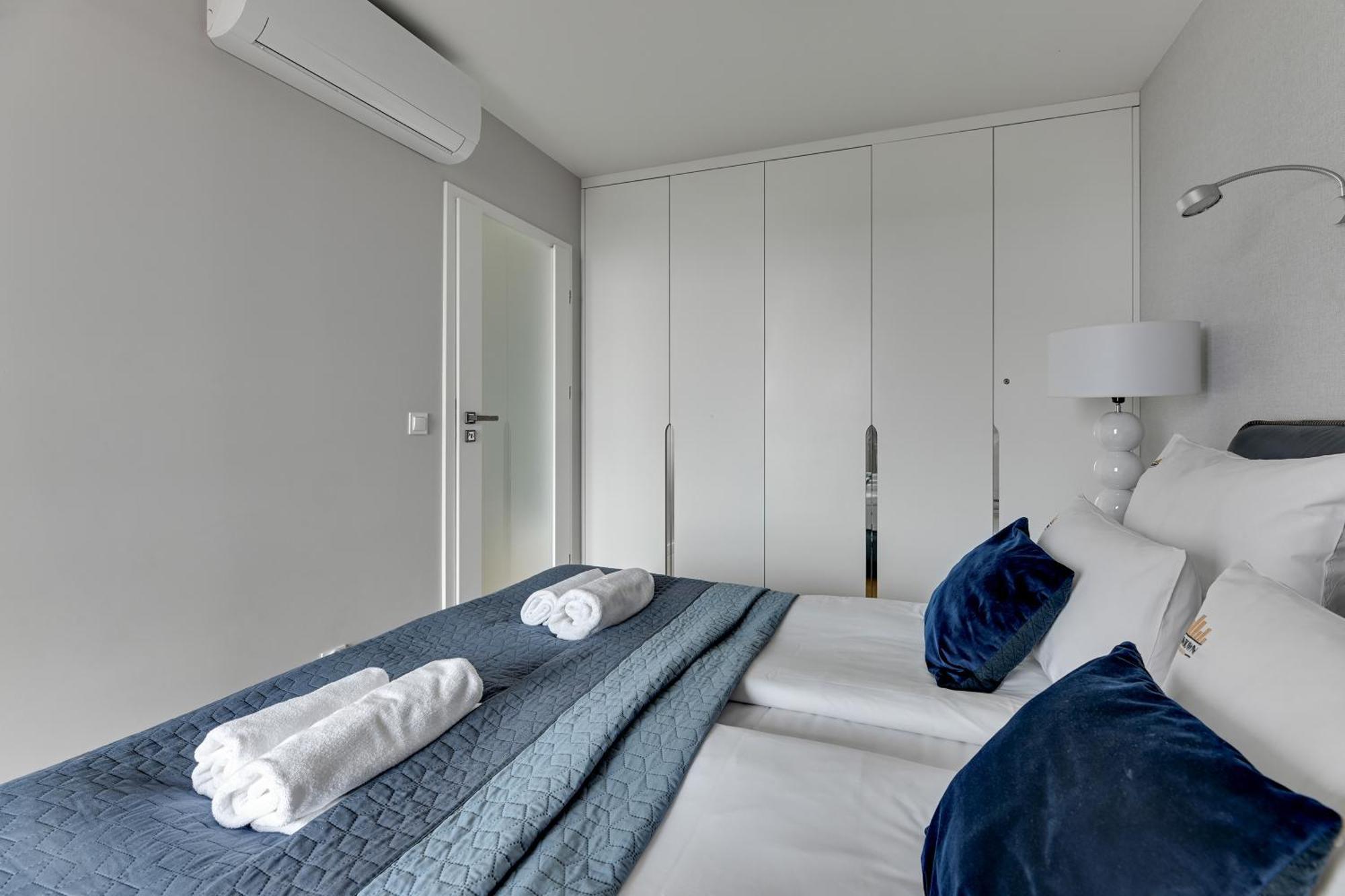 Waterlane Island - Riverview Pool, Spa, Gym & Parking By Downtown Apartamento
