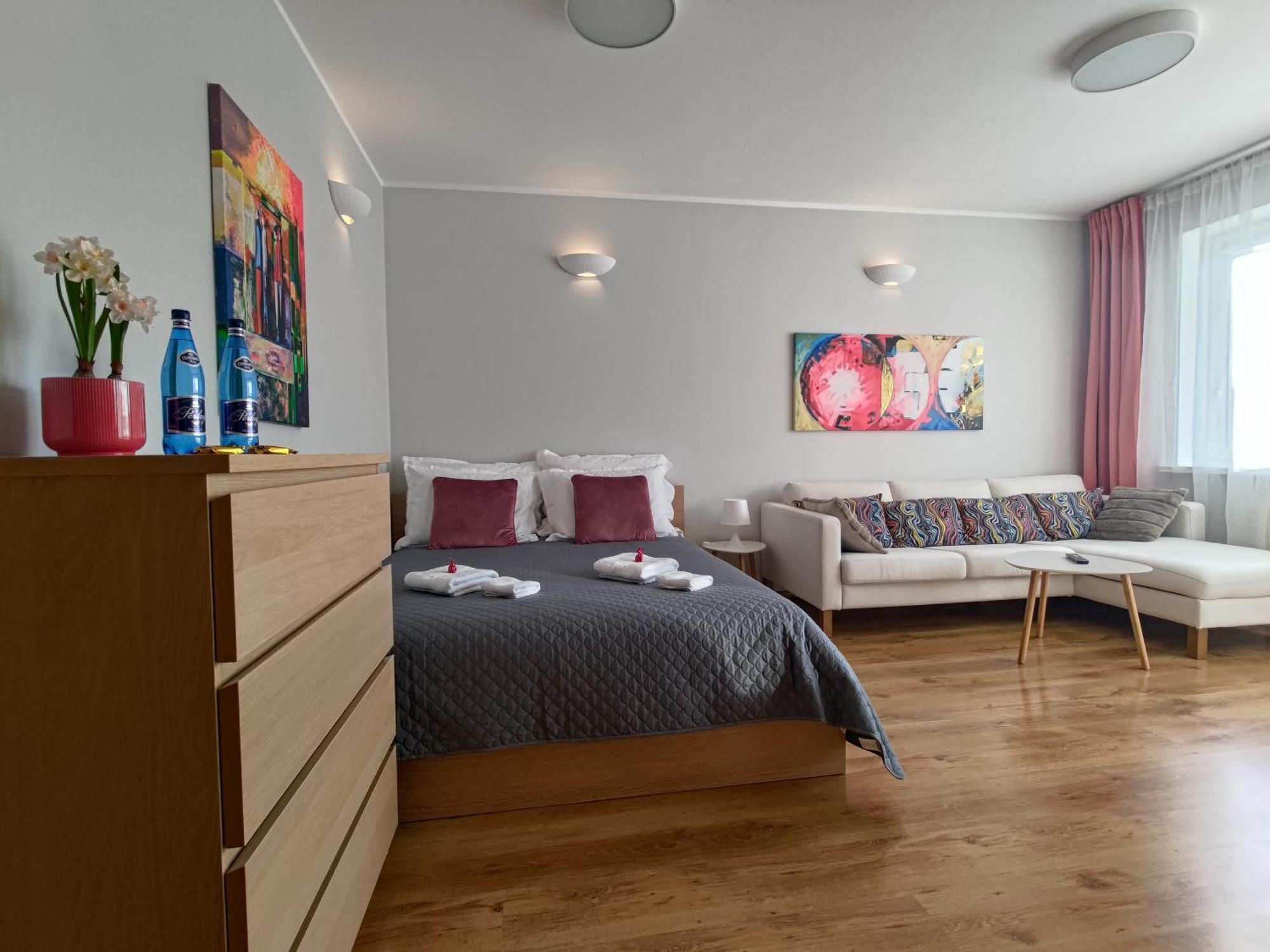 Comfort & Sunny Apartment