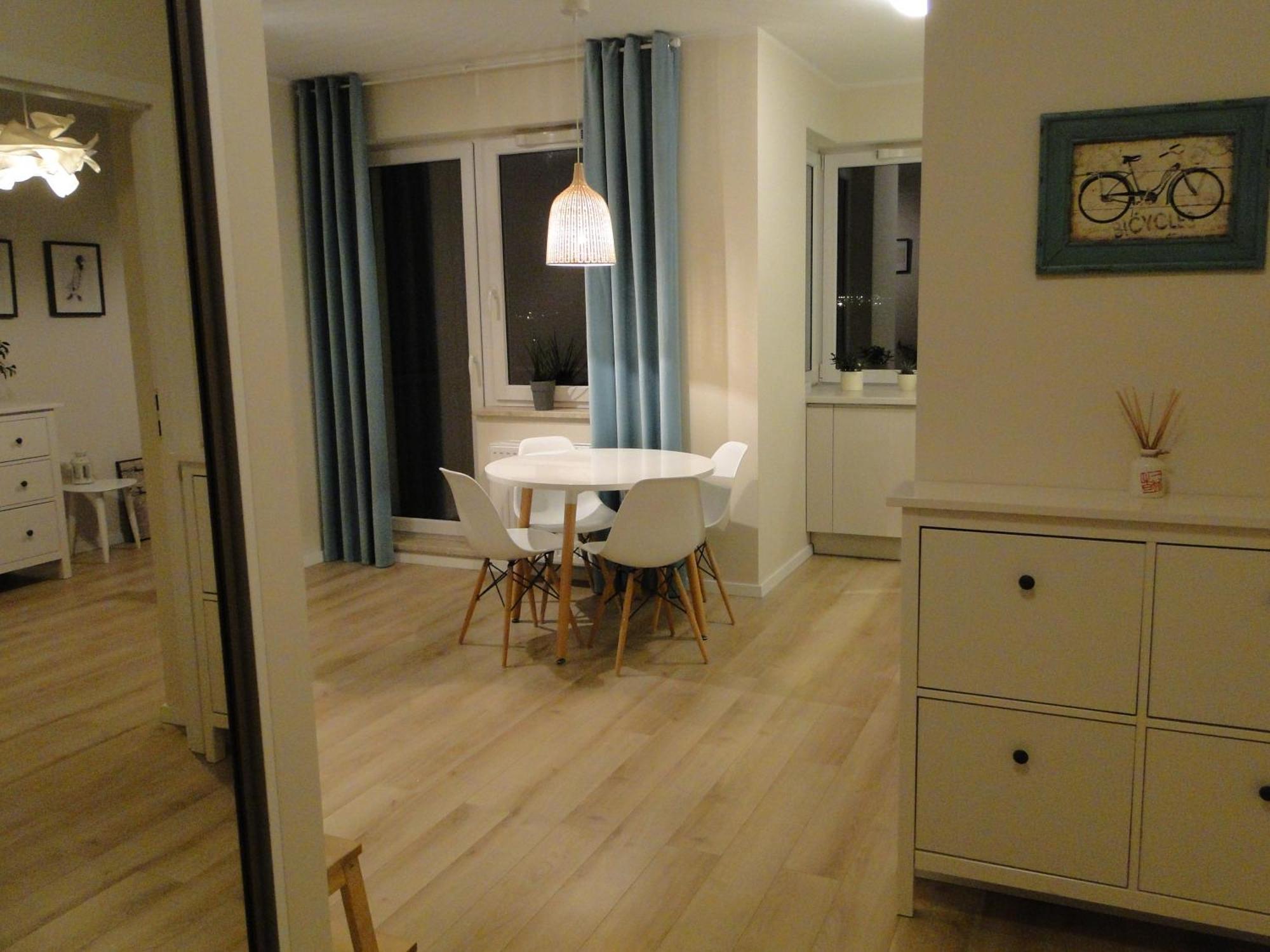 Aviator - Acco Rent Gdansk