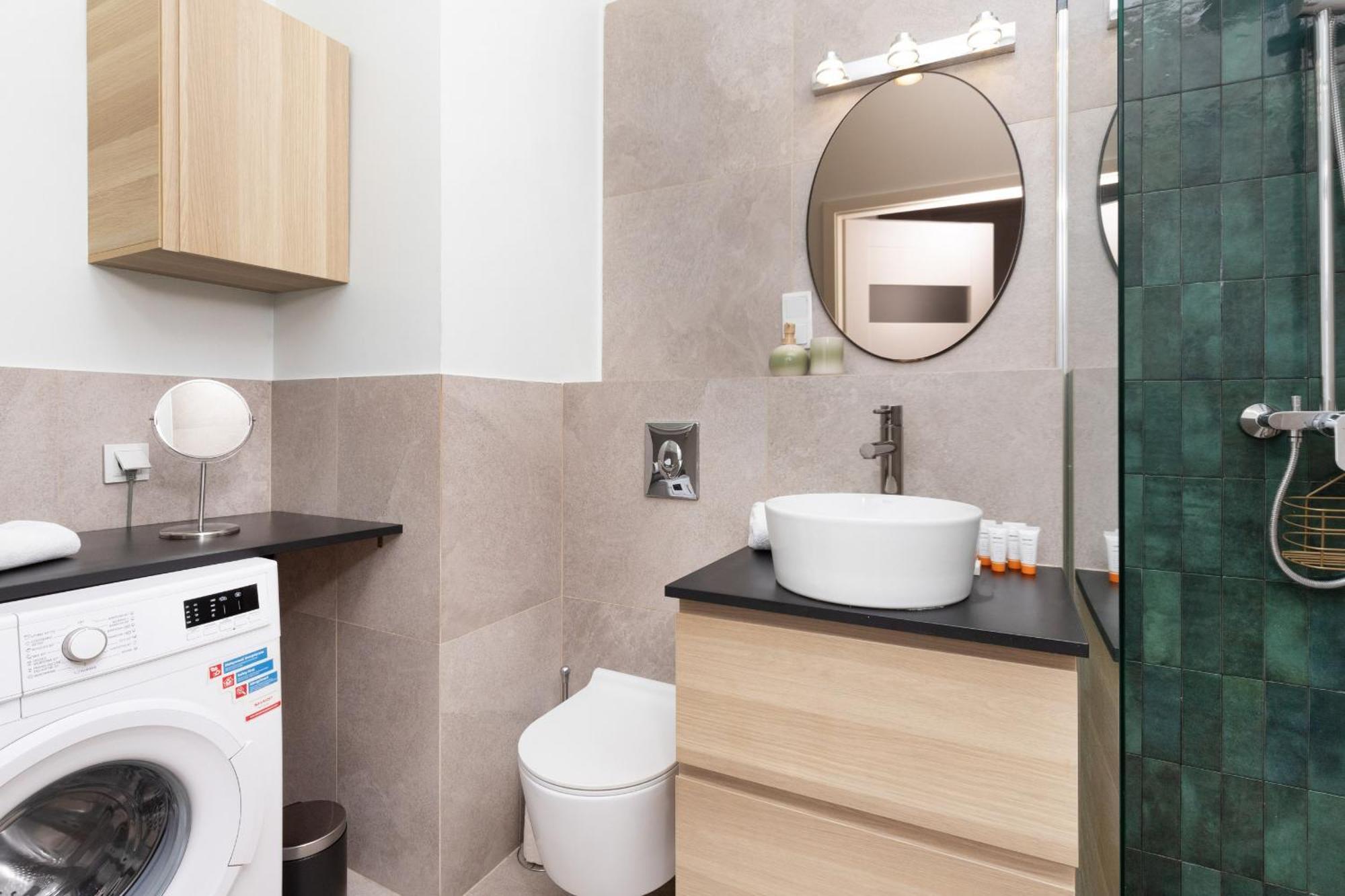 Starowiejska With Balcony Next To Arena Stadium By Renters Apartment *