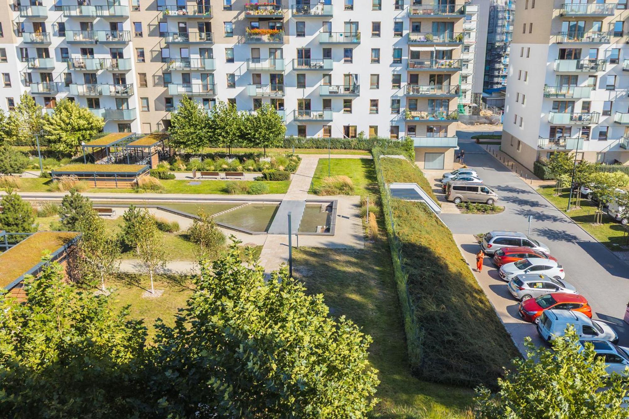 Starowiejska With Balcony Next To Arena Stadium By Renters Apartment *