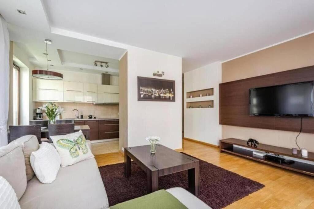 Lägenhet Urban Nest - Szafarnia 7 & 8 Gdańsk