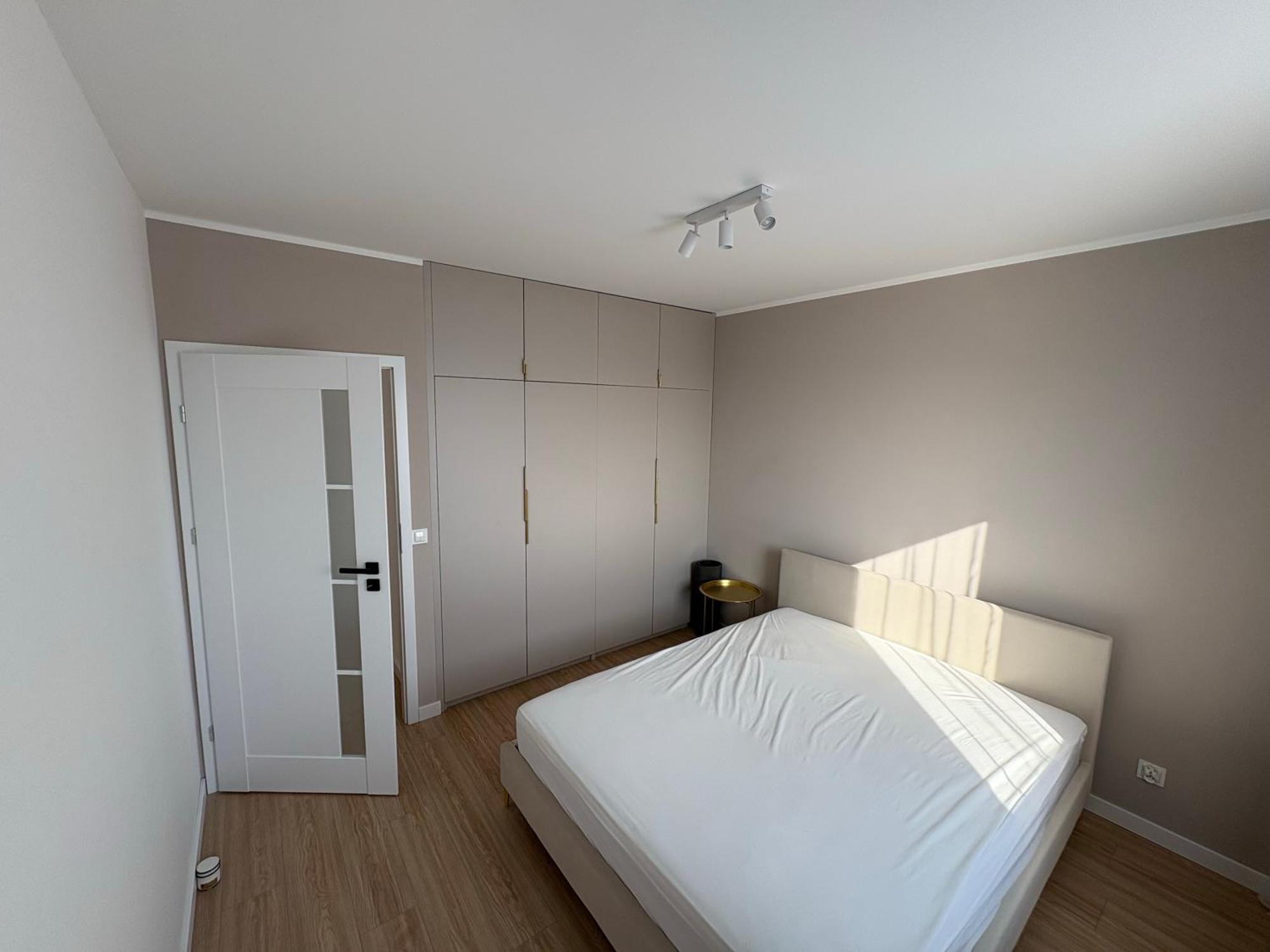 Apartament *