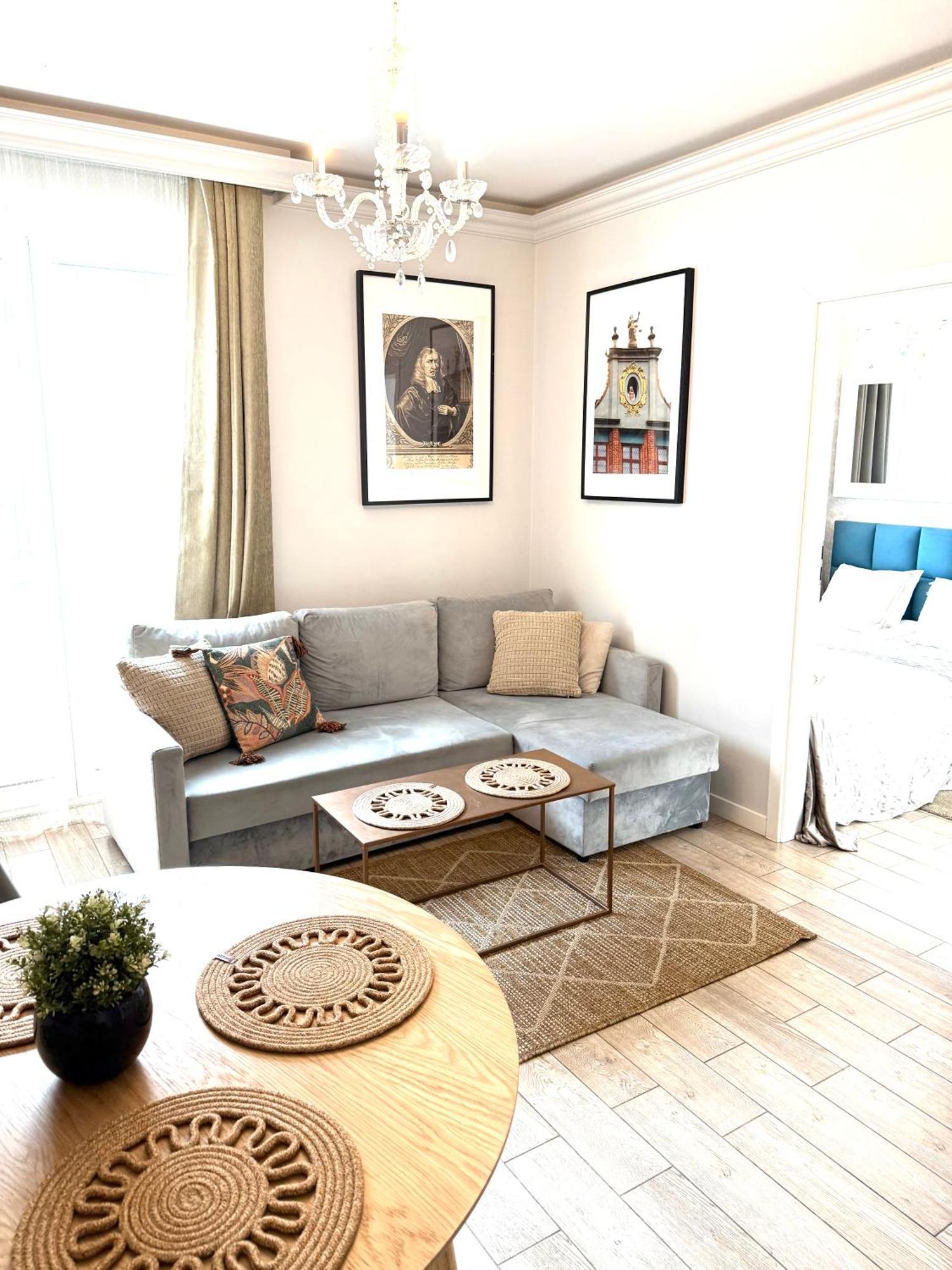 Starogdanski 7 Apartment
