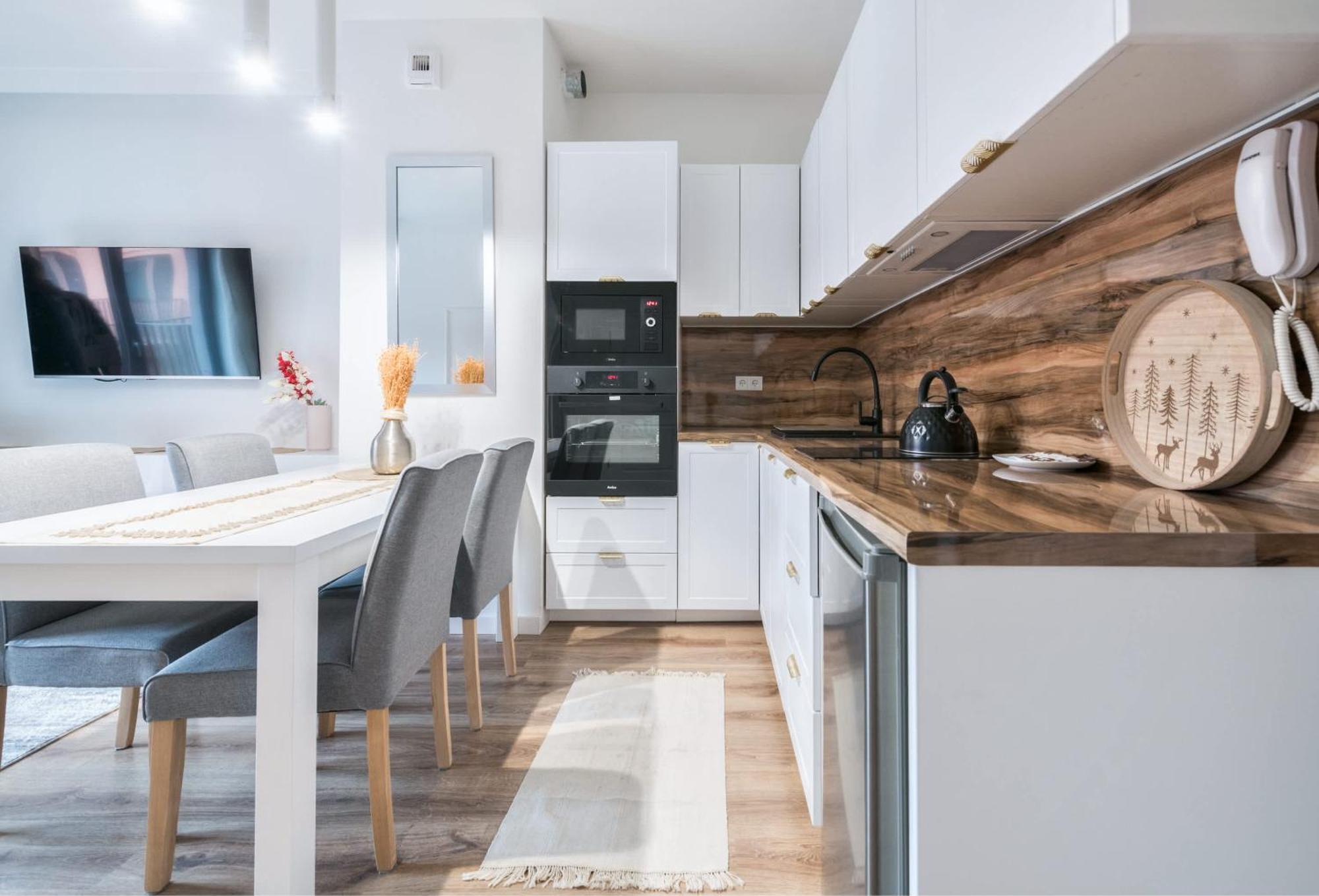 Apartment Dom & House Granaria Ii Superior On Granary Island By Renters Gdansk