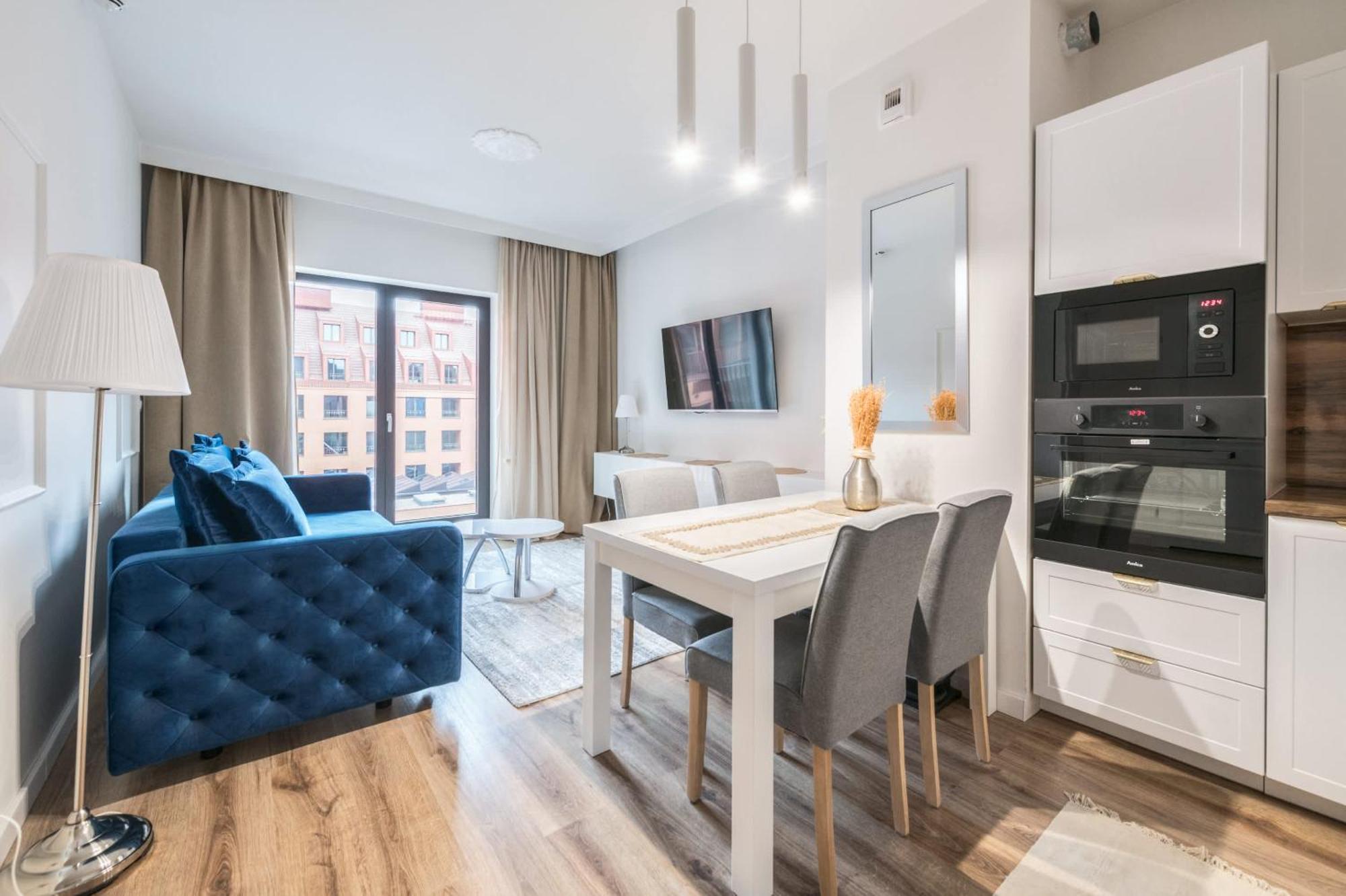 Dom & House Granaria Ii Superior On Granary Island By Renters *