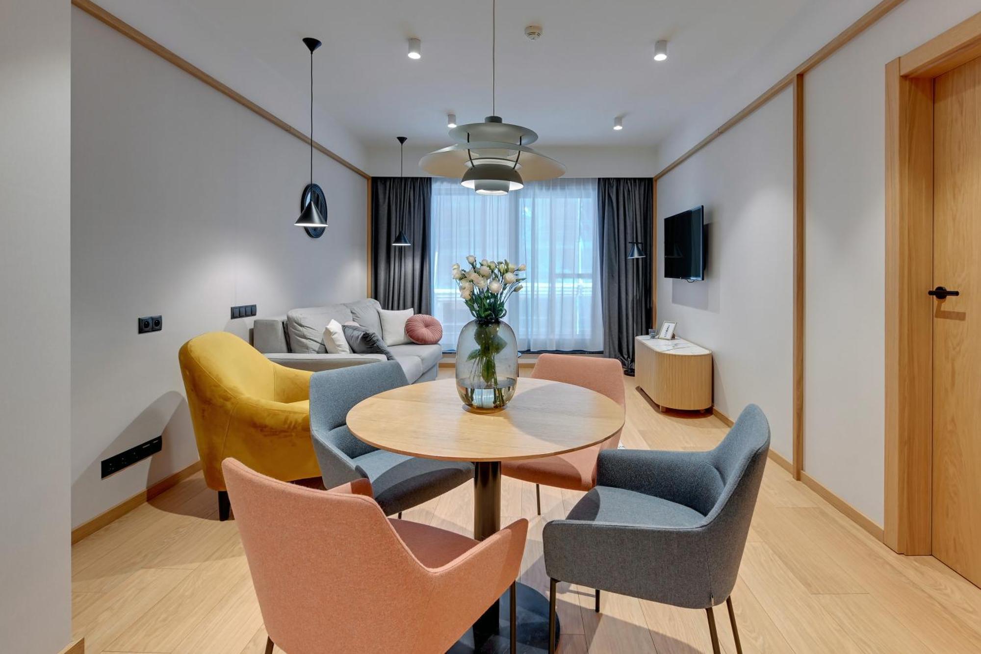 Apartment Flatbook - Center Deo Plaza I