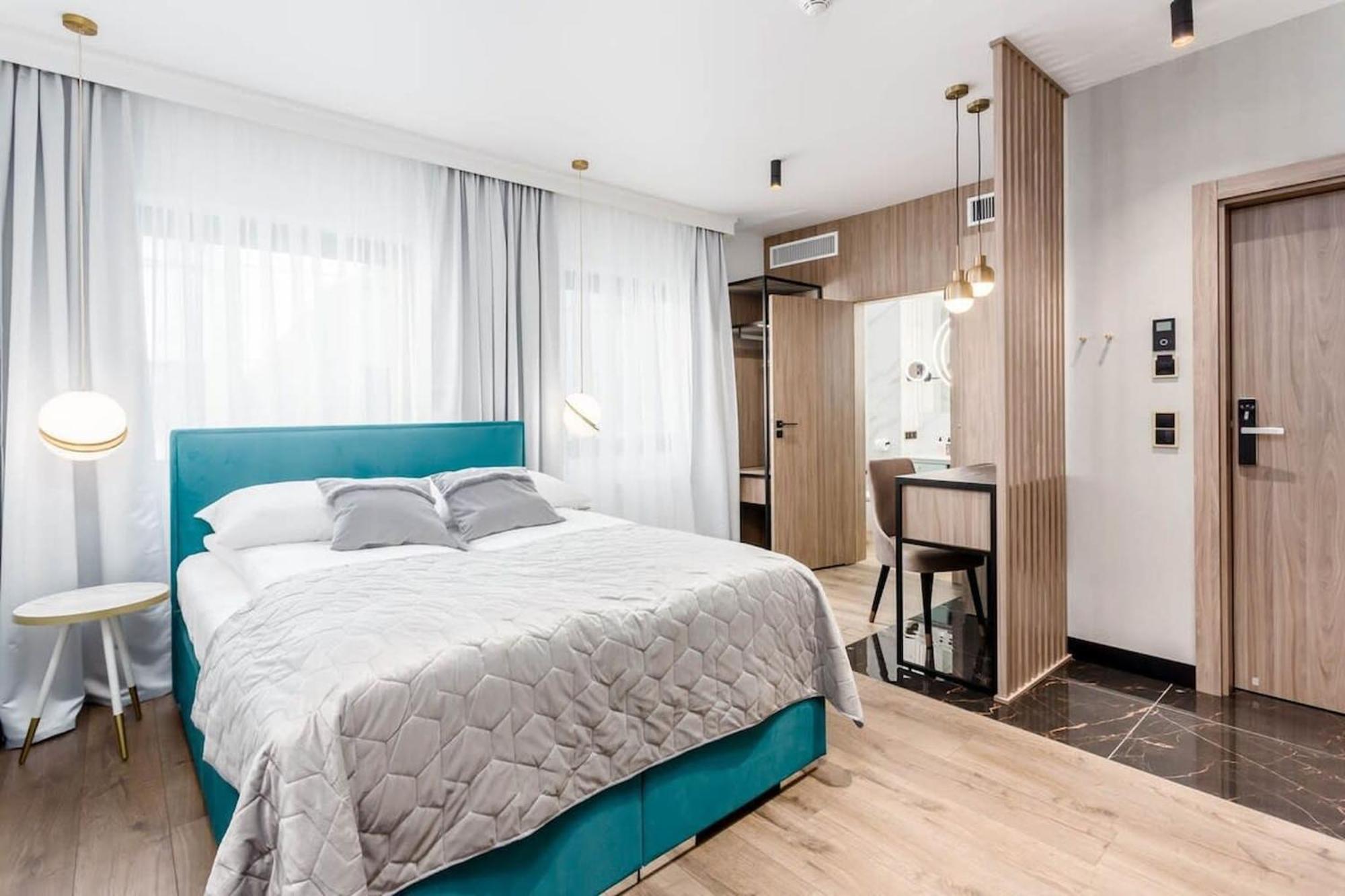 Apartment Deo Plaza Riverside & Radisson By Downtown *