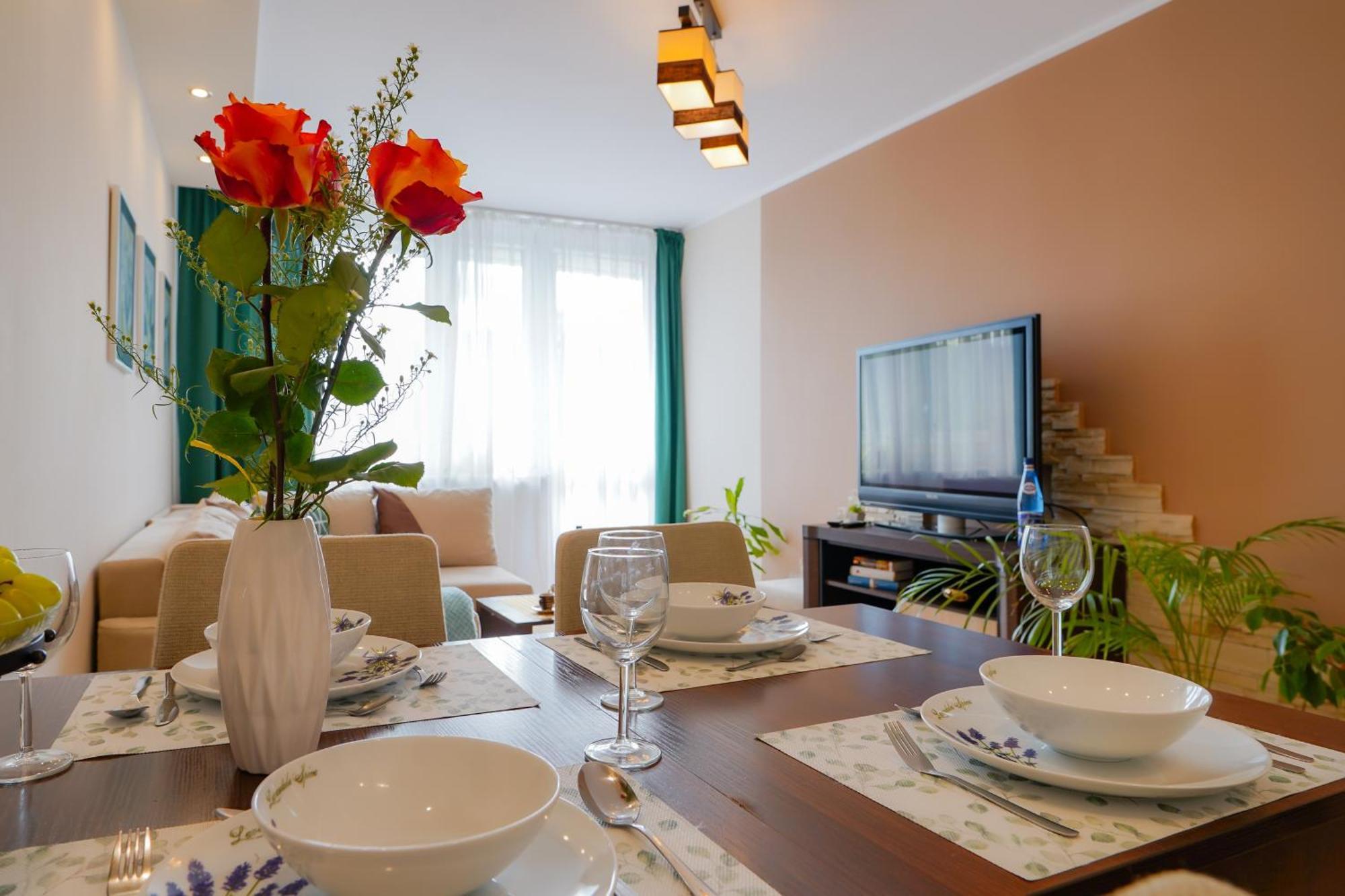 Almanak J10 Apartment *