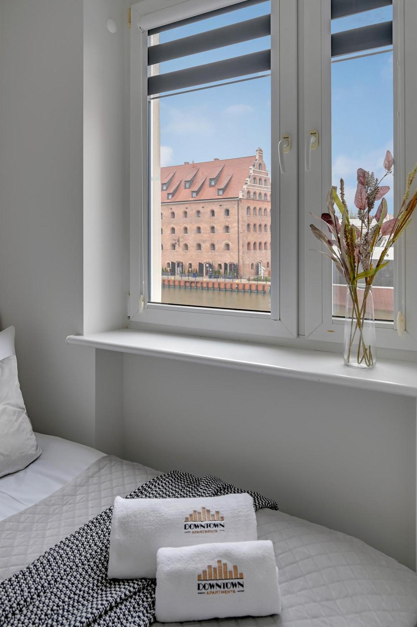Motlawa Bulvar Z Widokiem Na Rzeke Motlawa By Downtown Apartment
