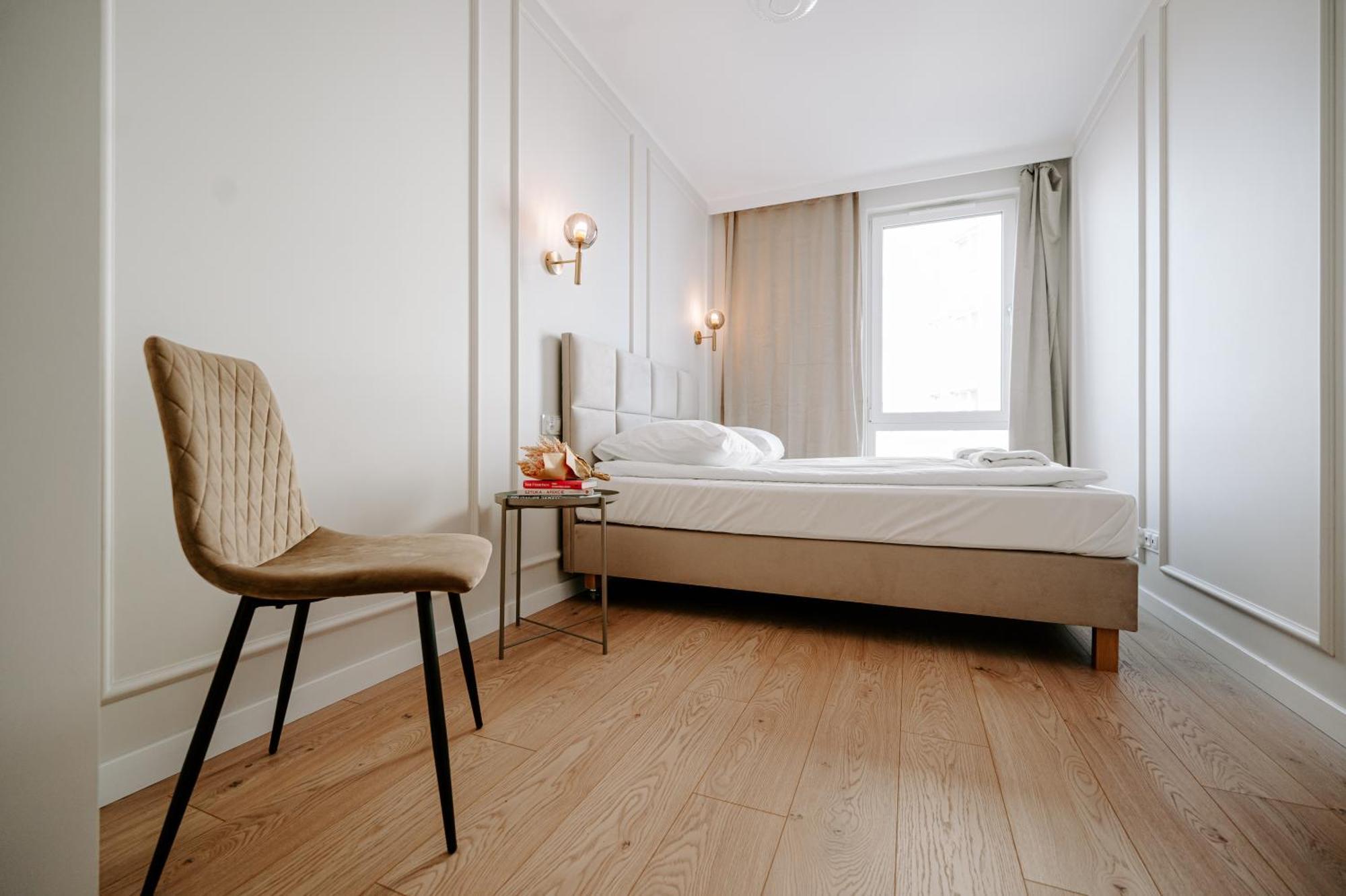 Apartment Pobookowane Wilcza Old Town Gdansk