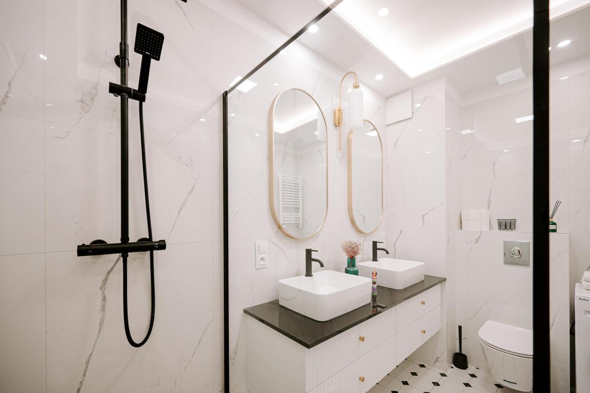 Pobookowane Wilcza Old Town Apartment *