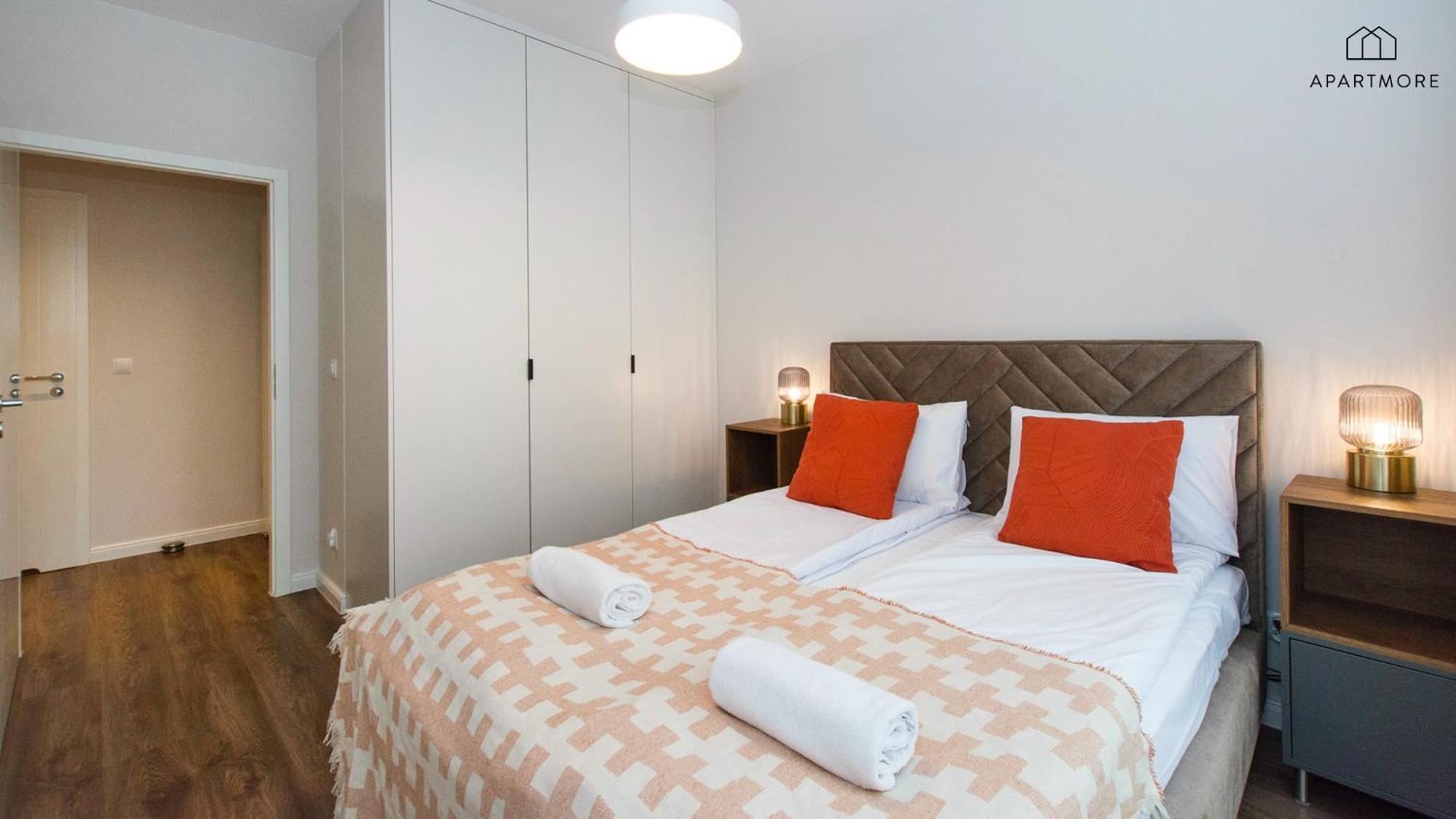 Center - Lakowa By Apartmore *