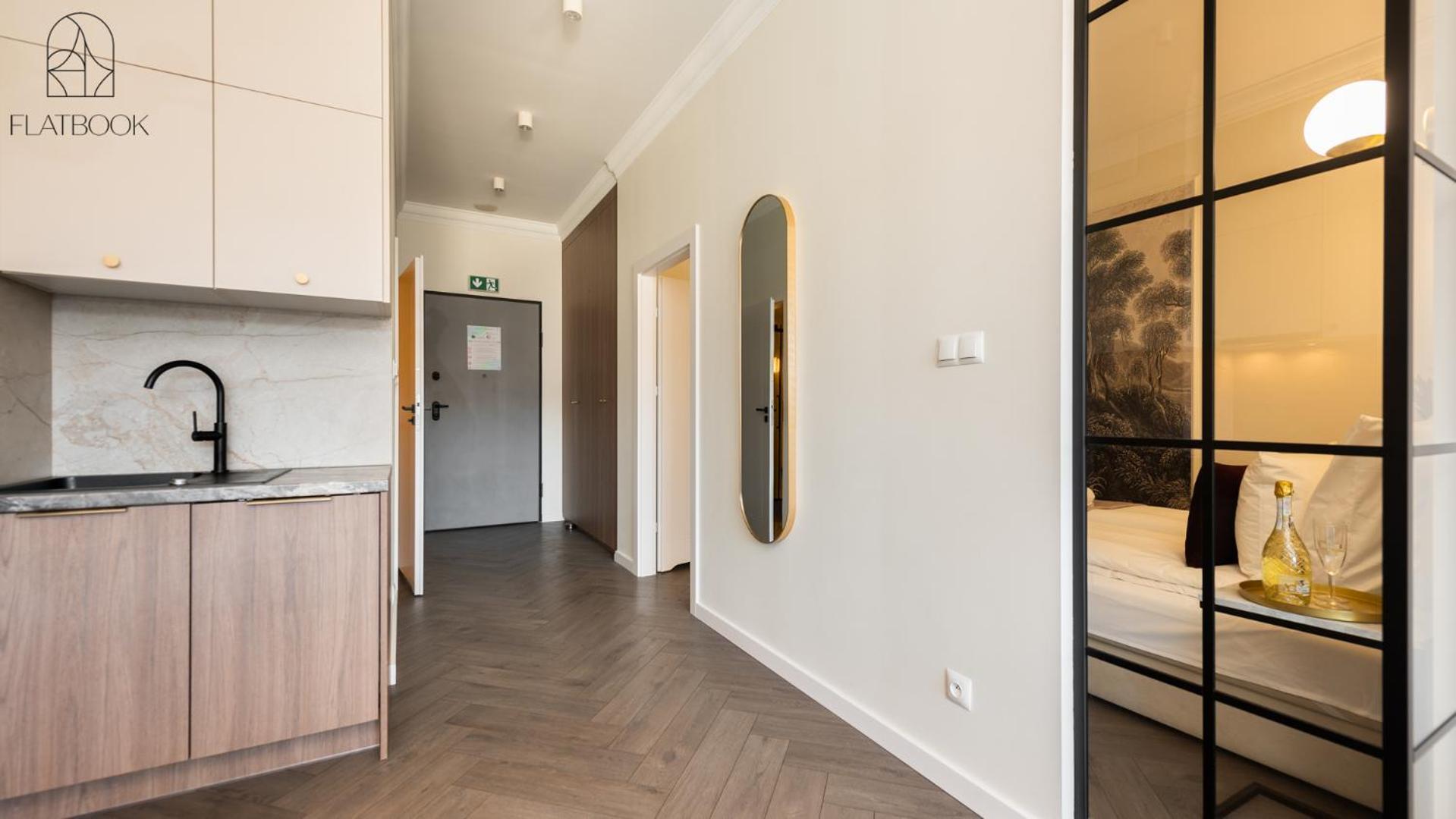 Flatbook - Center Granaria I Apartment