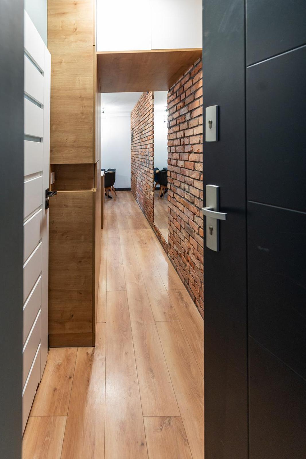 Apartment Brick Loft Premium
