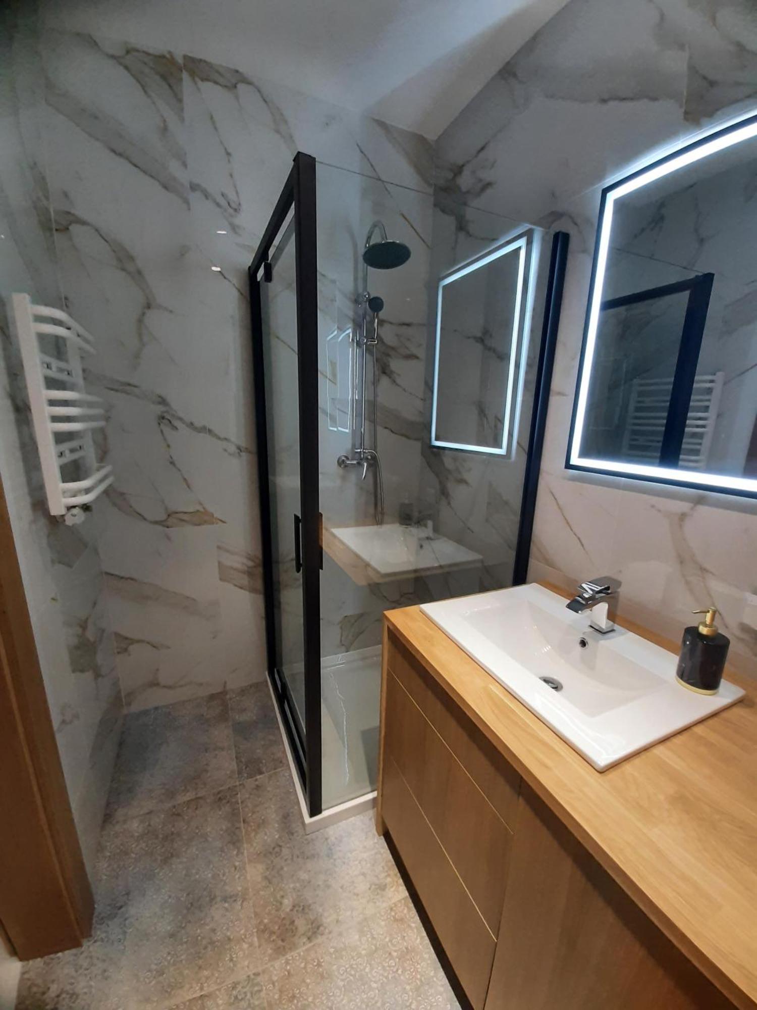 Apartment Jacuzzi #2 - Relax *
