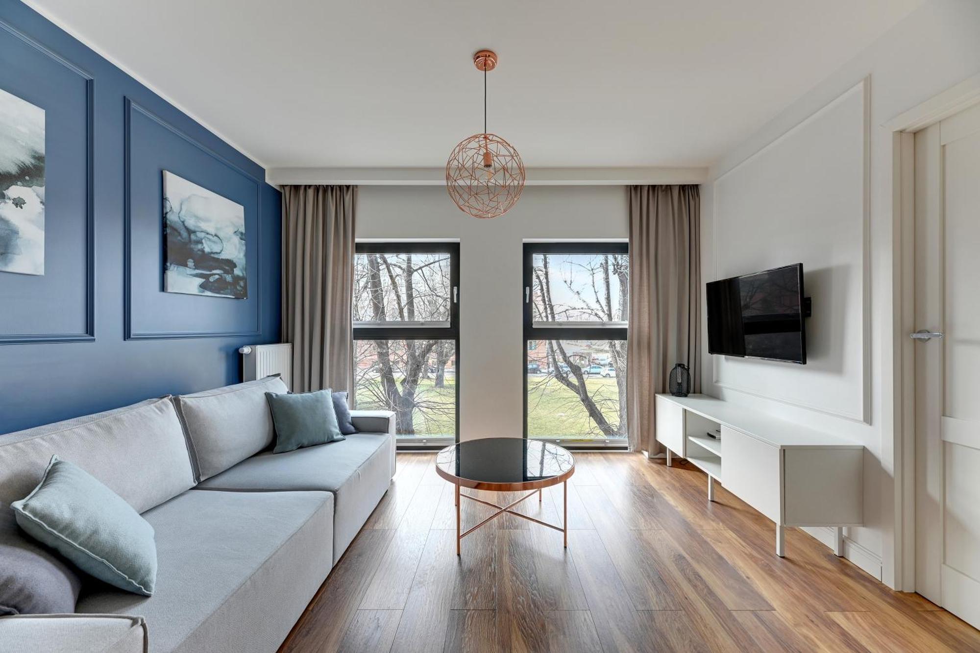 Wintera & Parking By Downtown Apartment