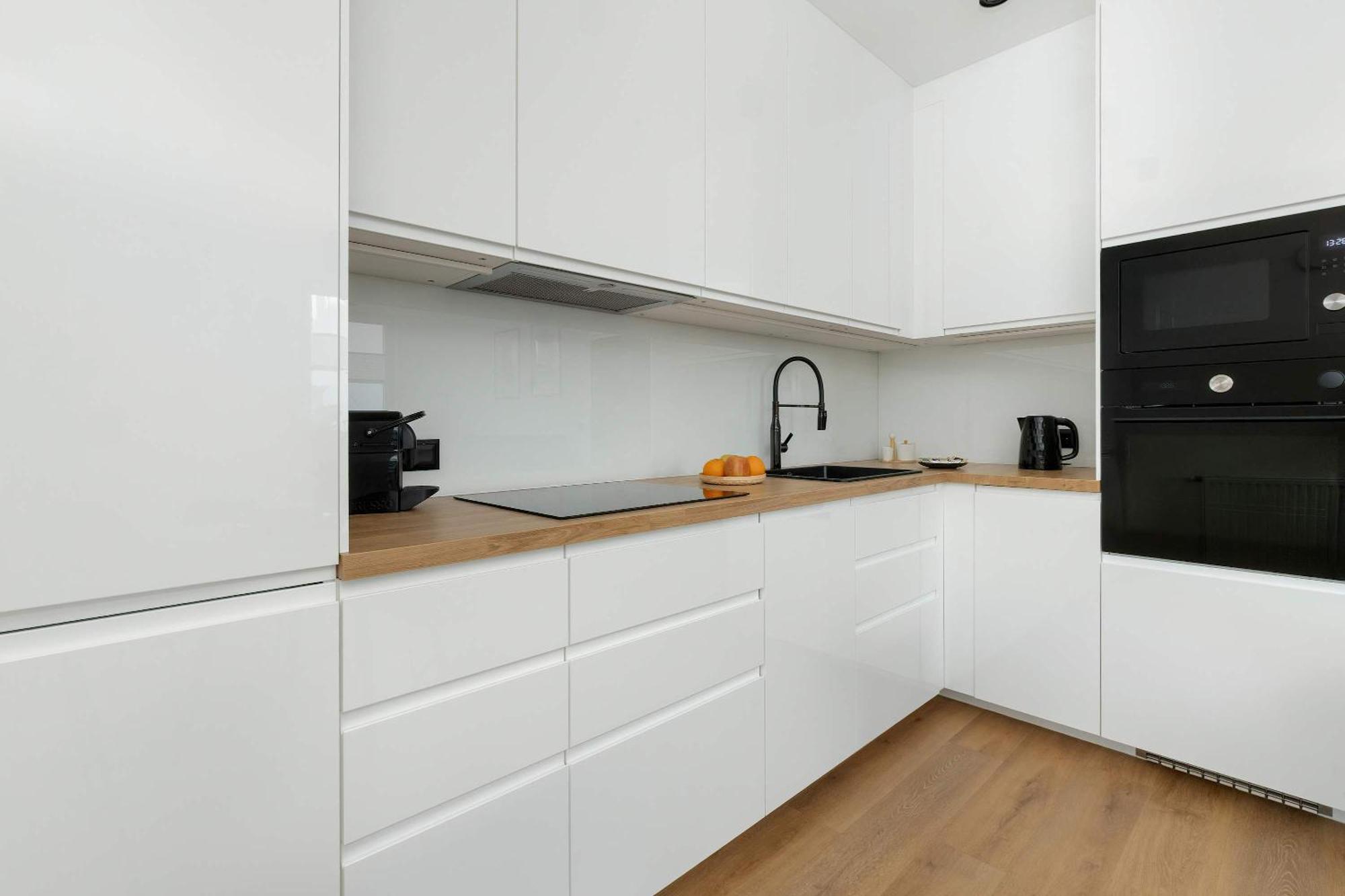 Tasteful In With Garden By Renters Apartment *