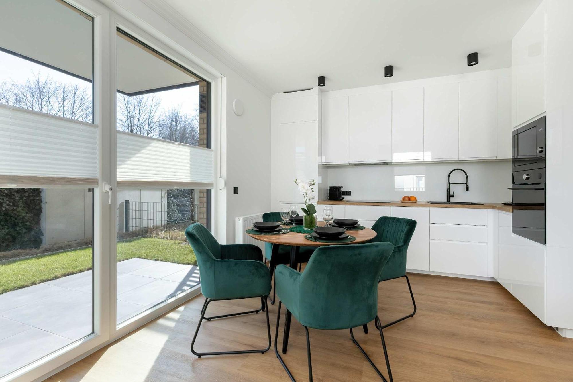 Apartment Tasteful In With Garden By Renters Gdansk