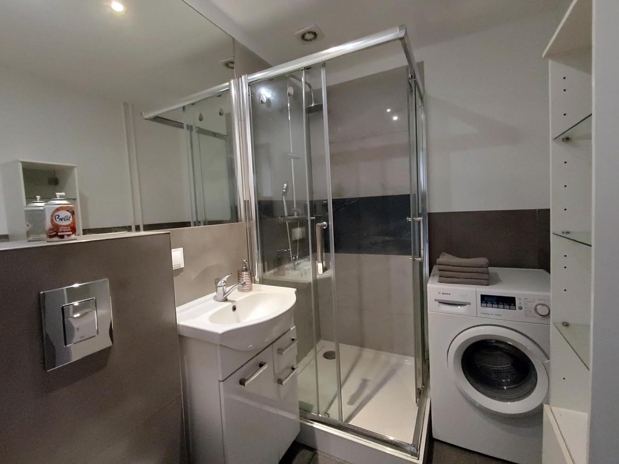 New Almanak Apartment